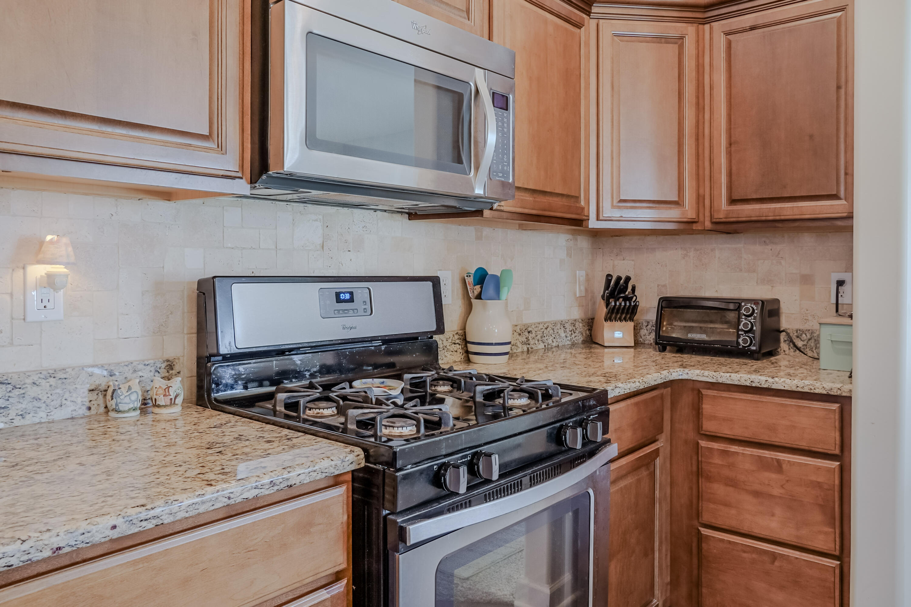 1162 Chesterfield Avenue