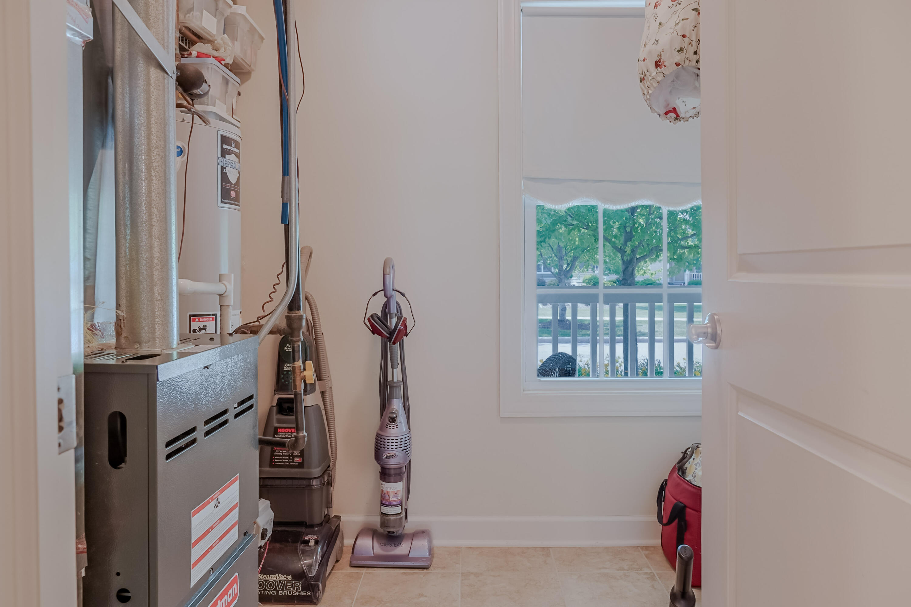 1162 Chesterfield Avenue