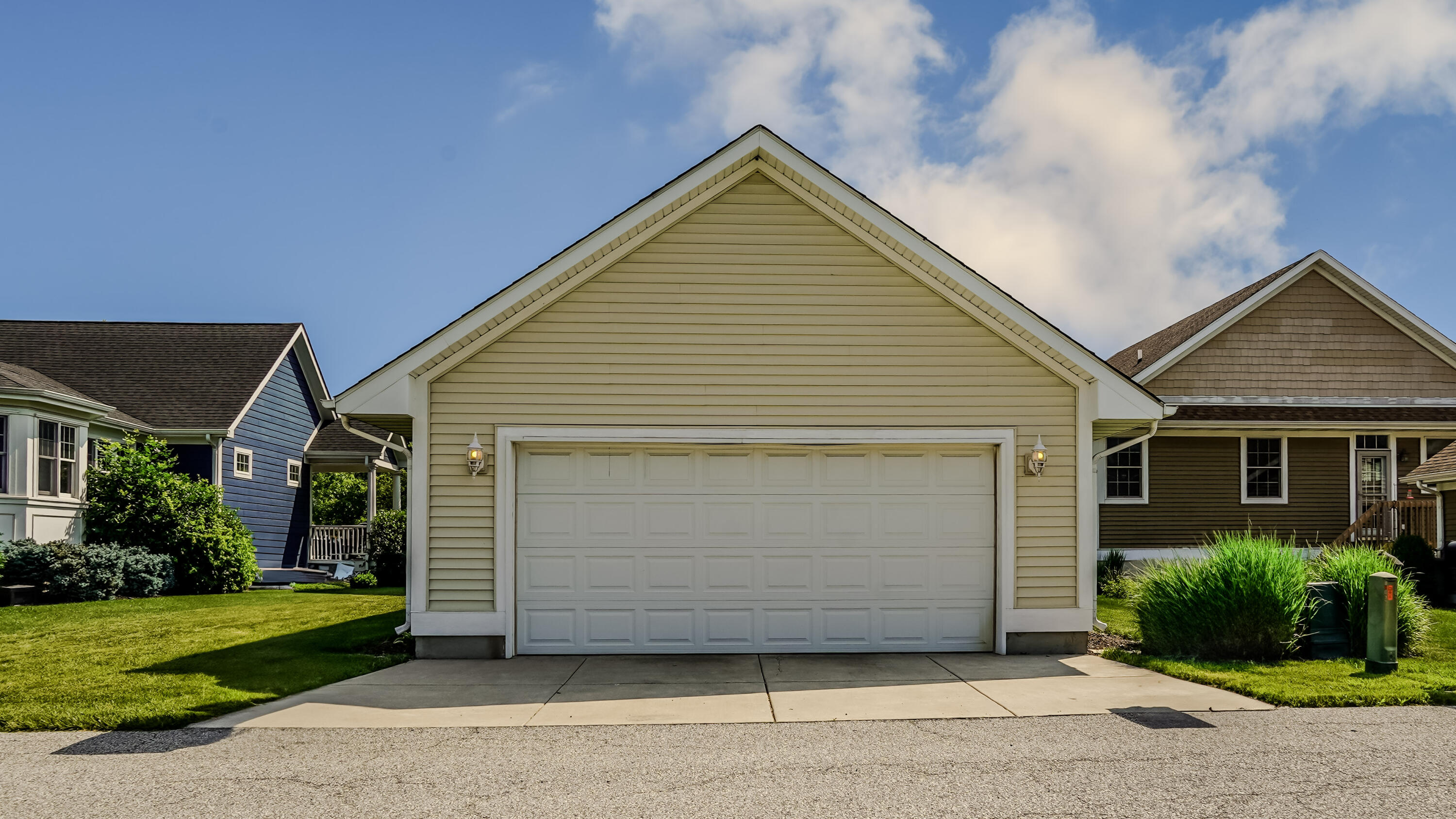 1162 Chesterfield Avenue