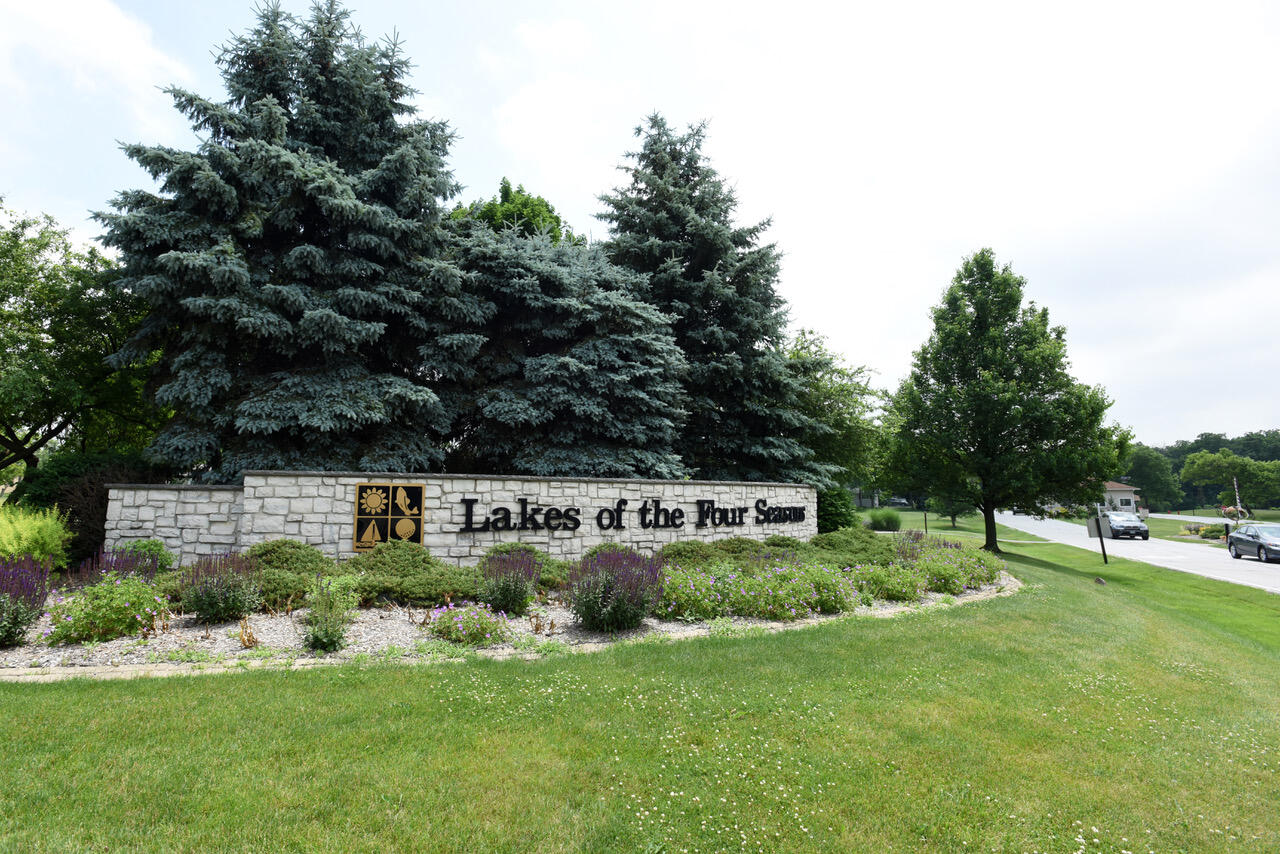 5065 Spinnaker Lane Unit: D