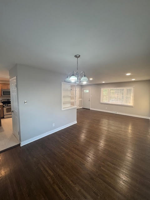 131 Crestview Street