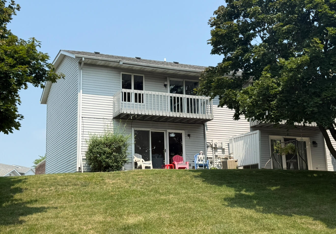 2575 Brookwood Drive