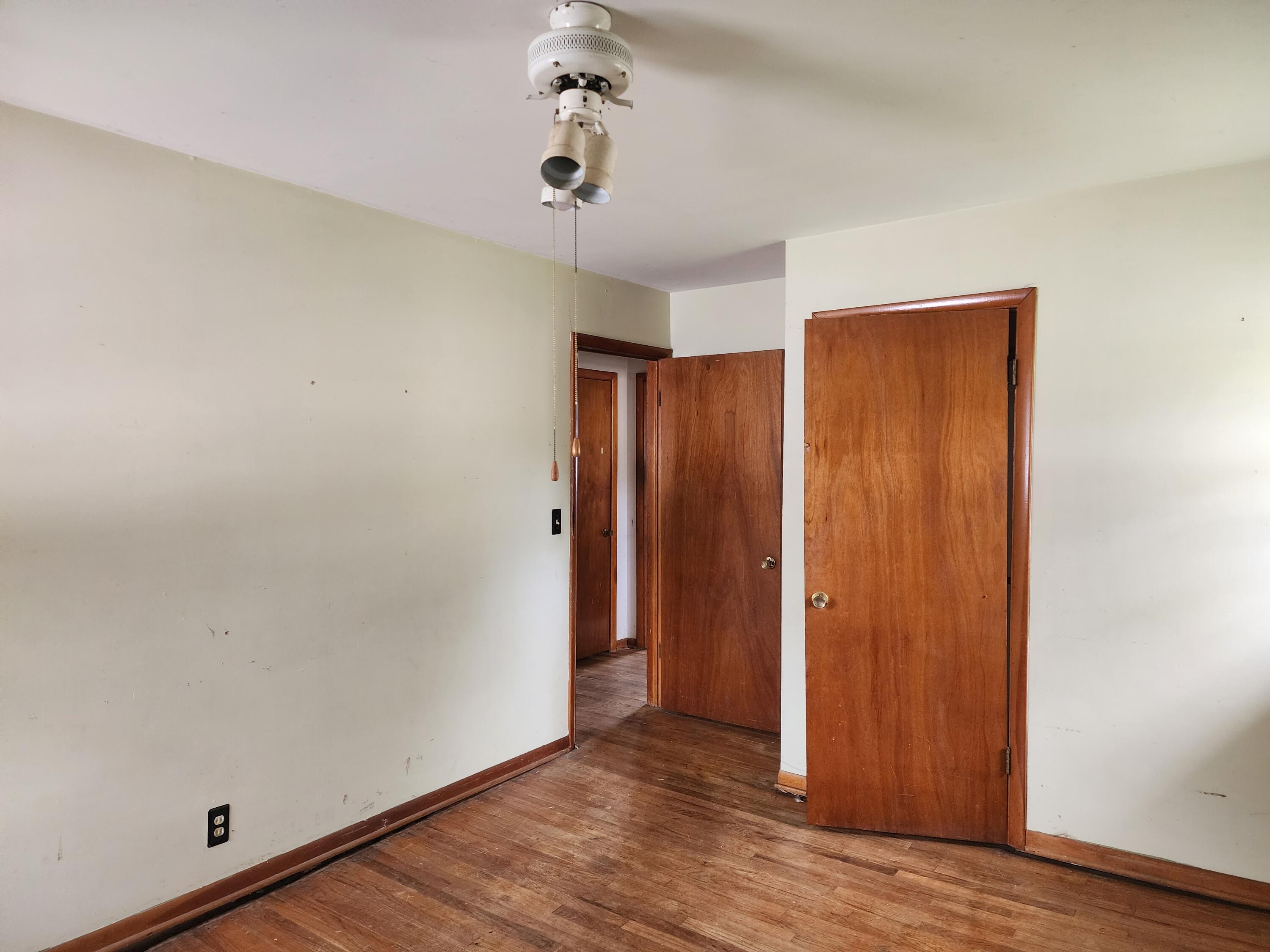 1630 Vine Court