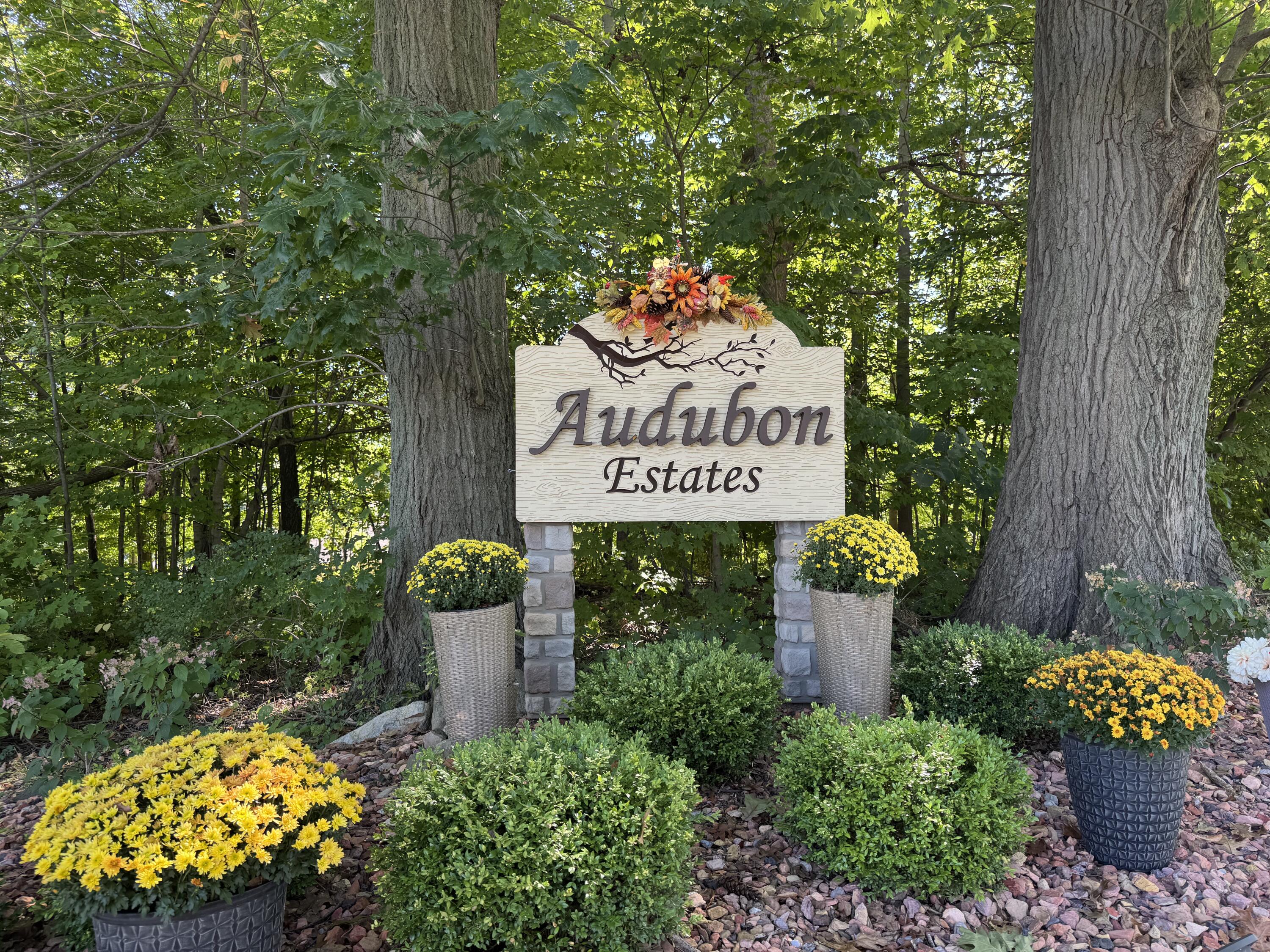 2903 Sanderling Avenue