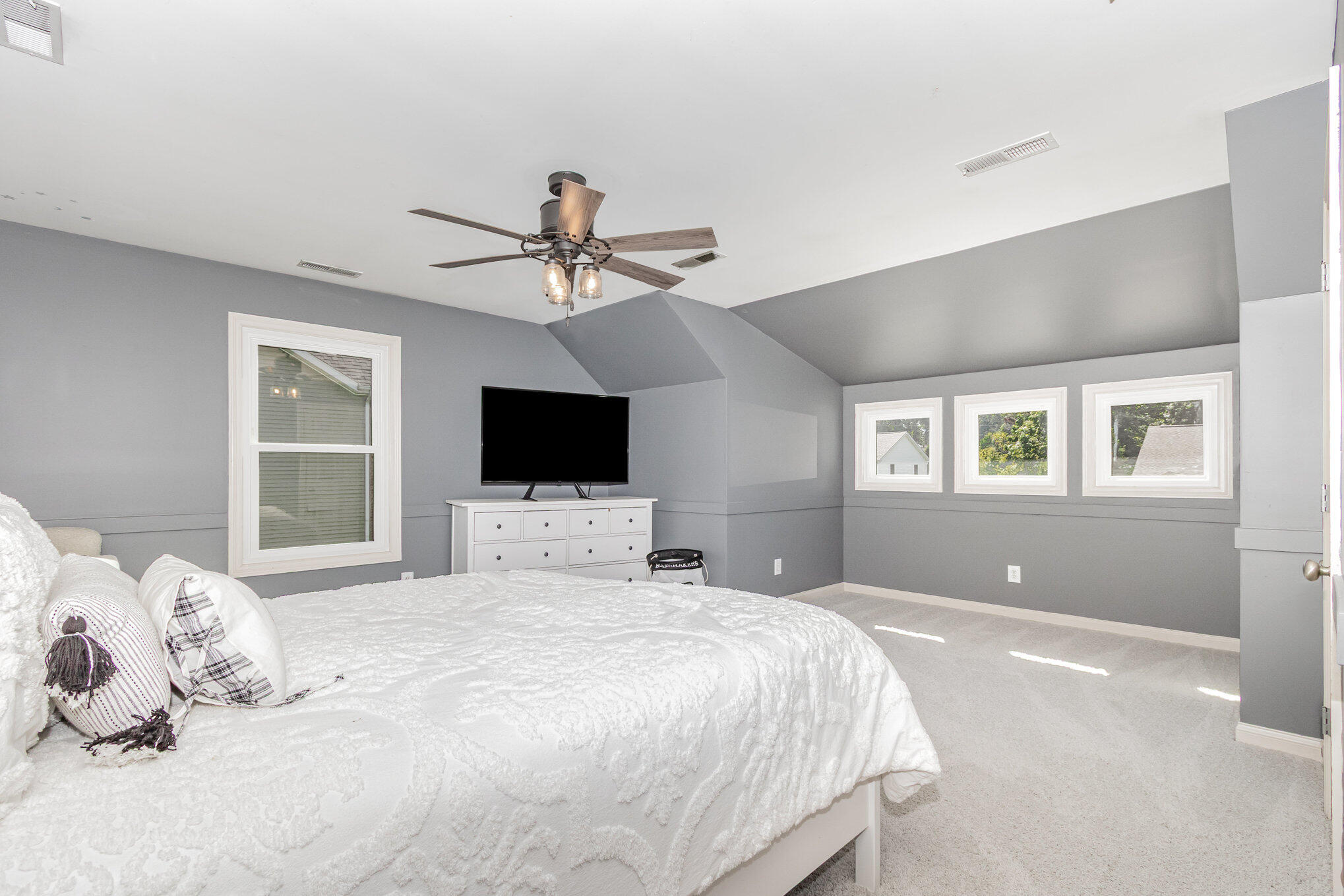 2903 Sanderling Avenue