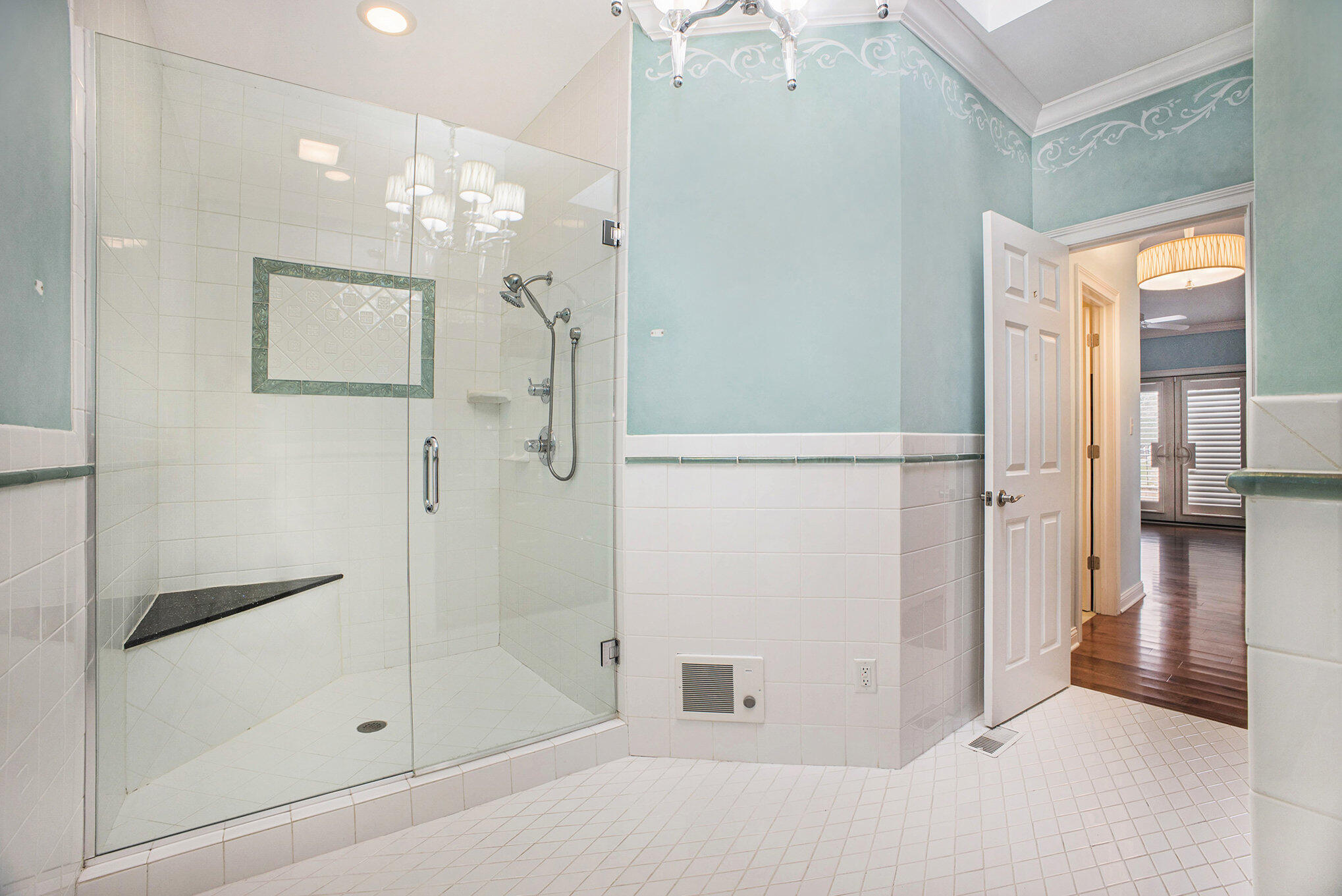 10198 California Street