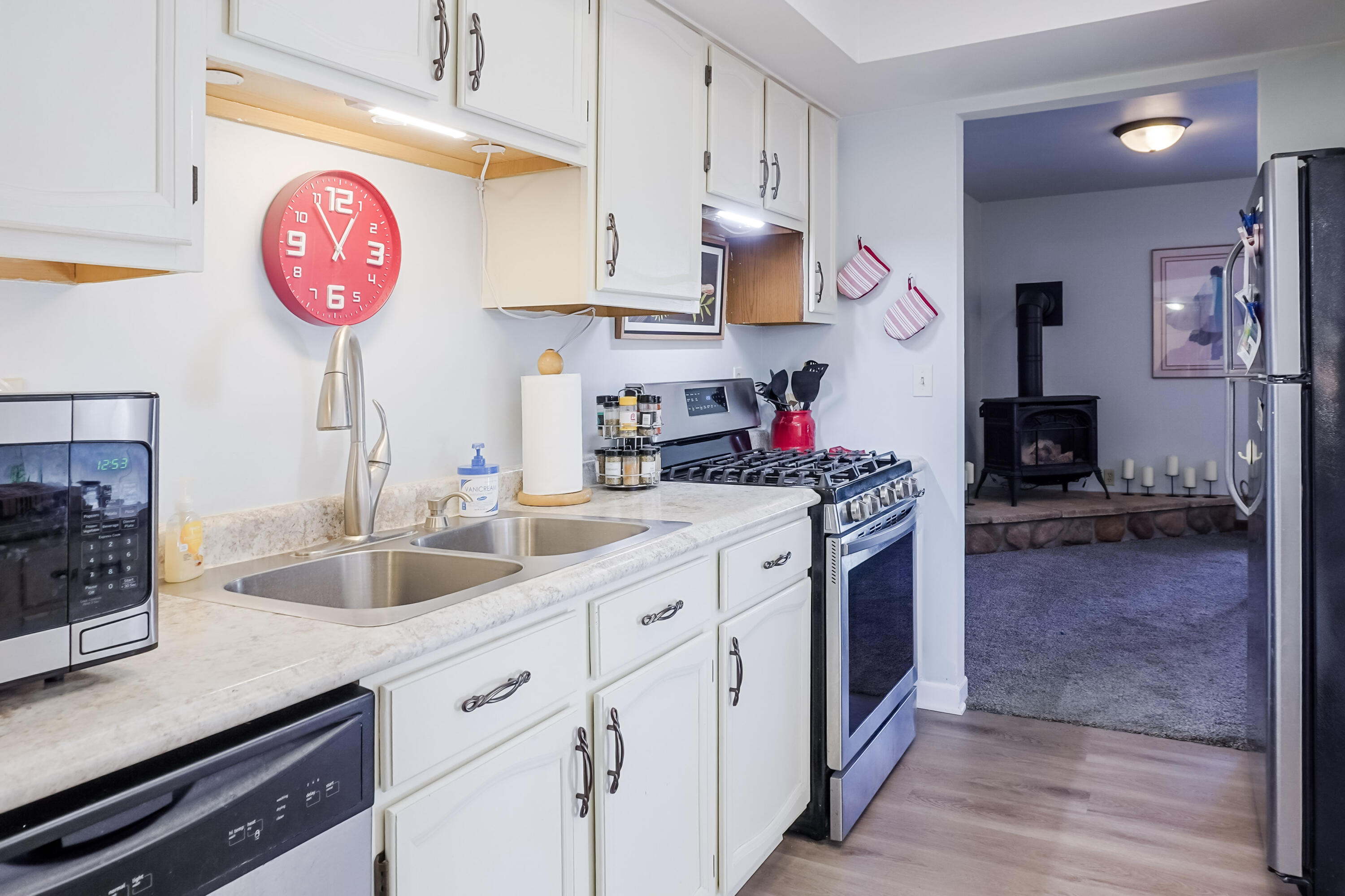 2590 Brookwood Drive