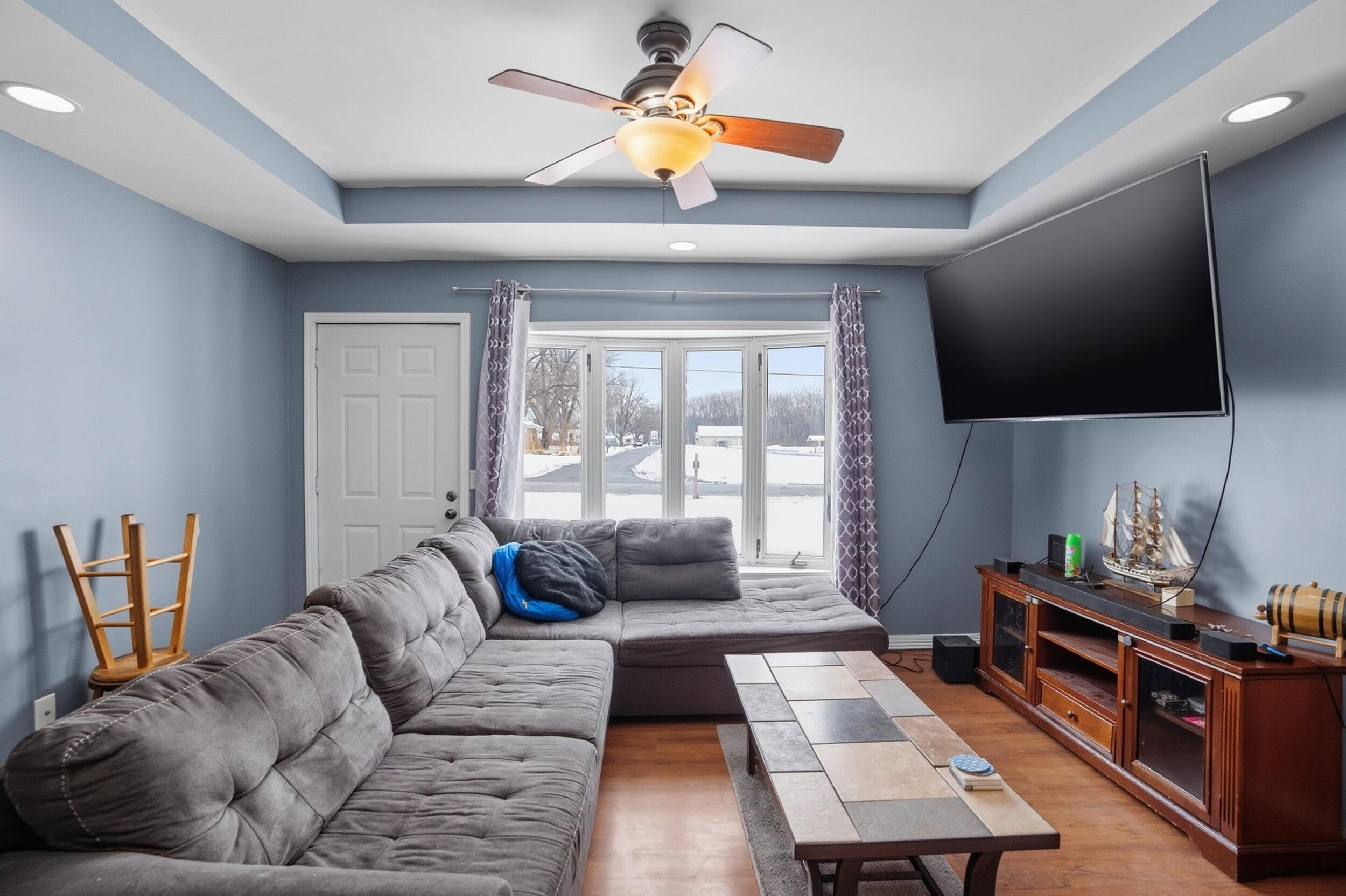 2832 Willowdale Road