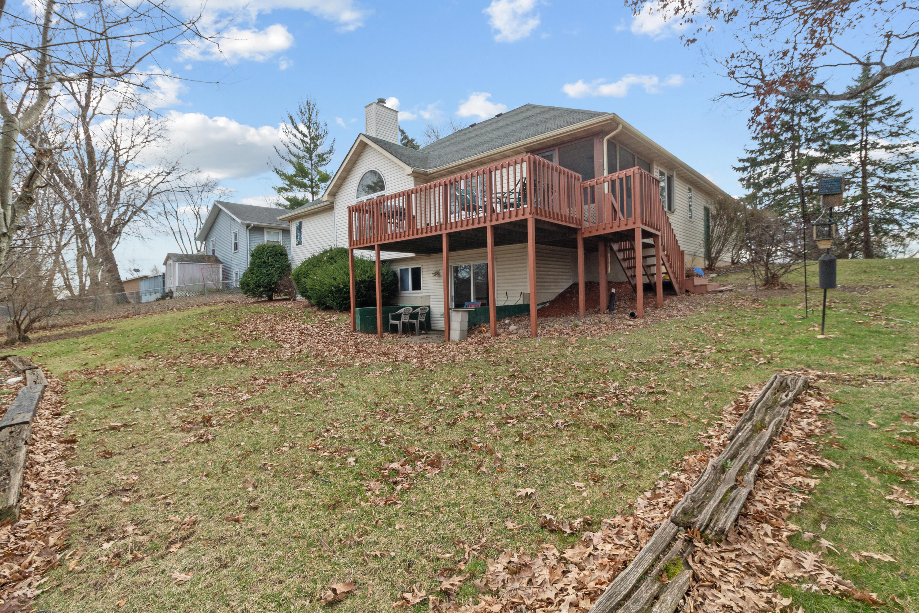 1128 Country Club Drive
