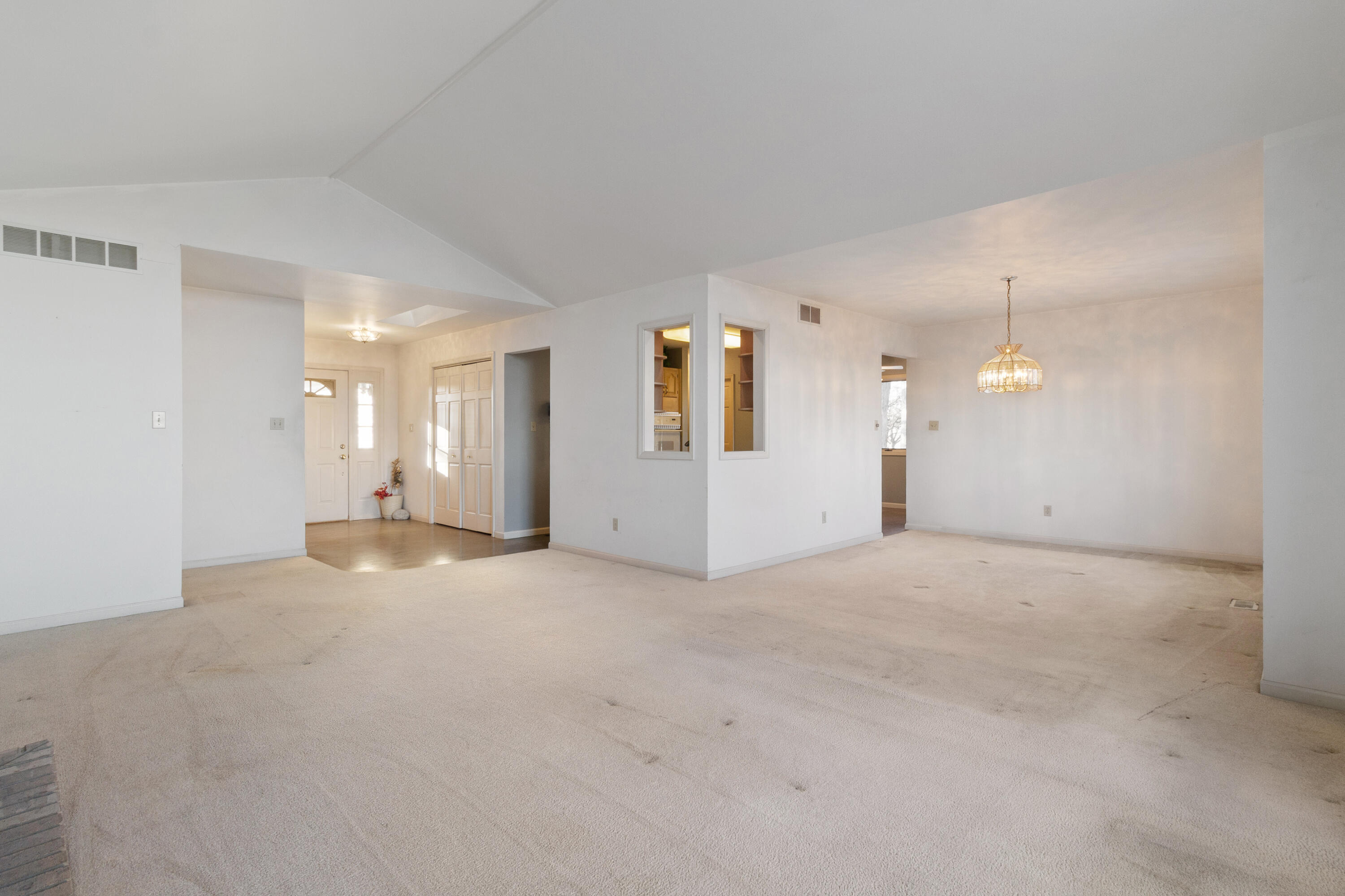 1128 Country Club Drive