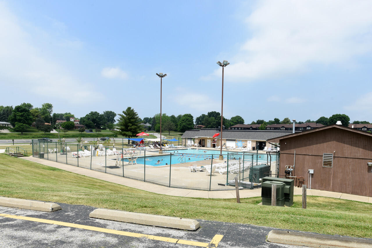 5065 Spinnaker Lane Unit: D