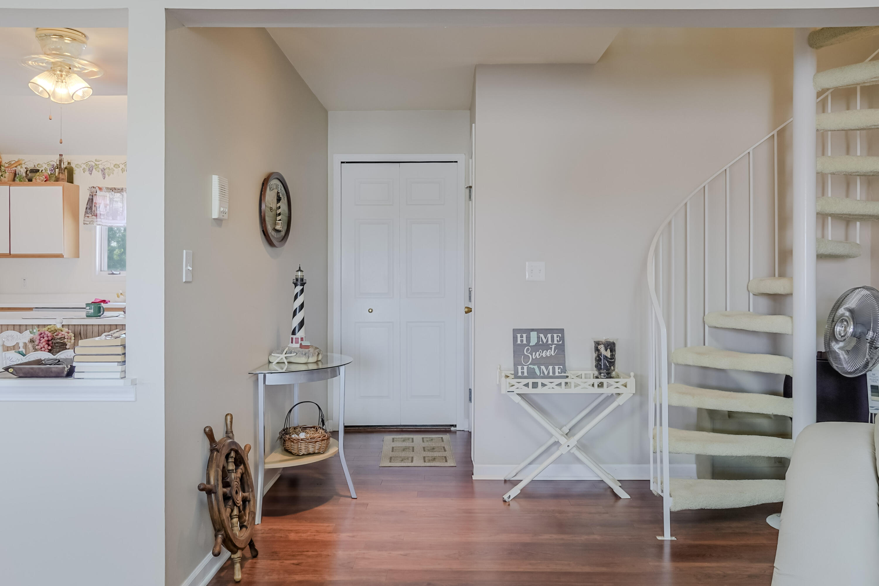 5065 Spinnaker Lane Unit: D