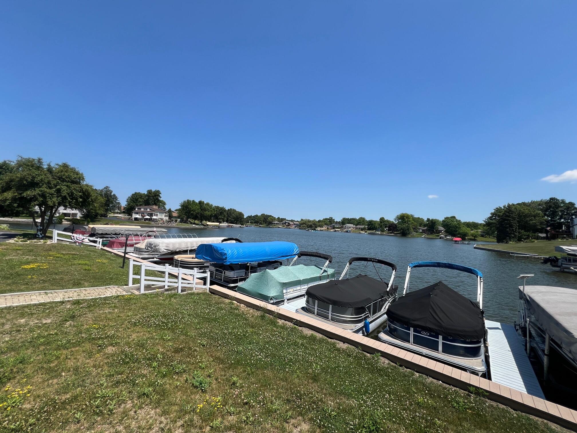 5065 Spinnaker Lane Unit: D