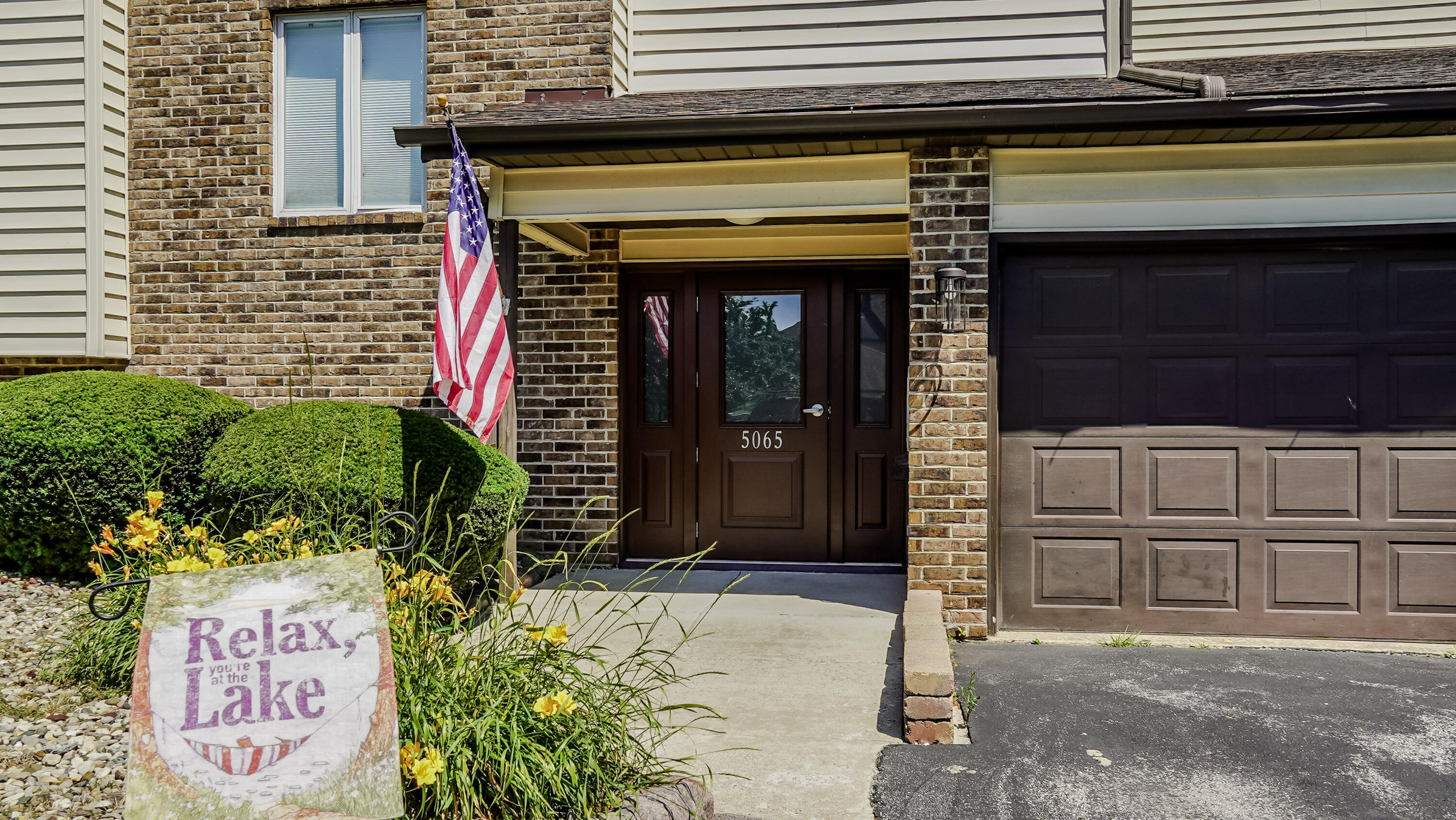 5065 Spinnaker Lane Unit: D