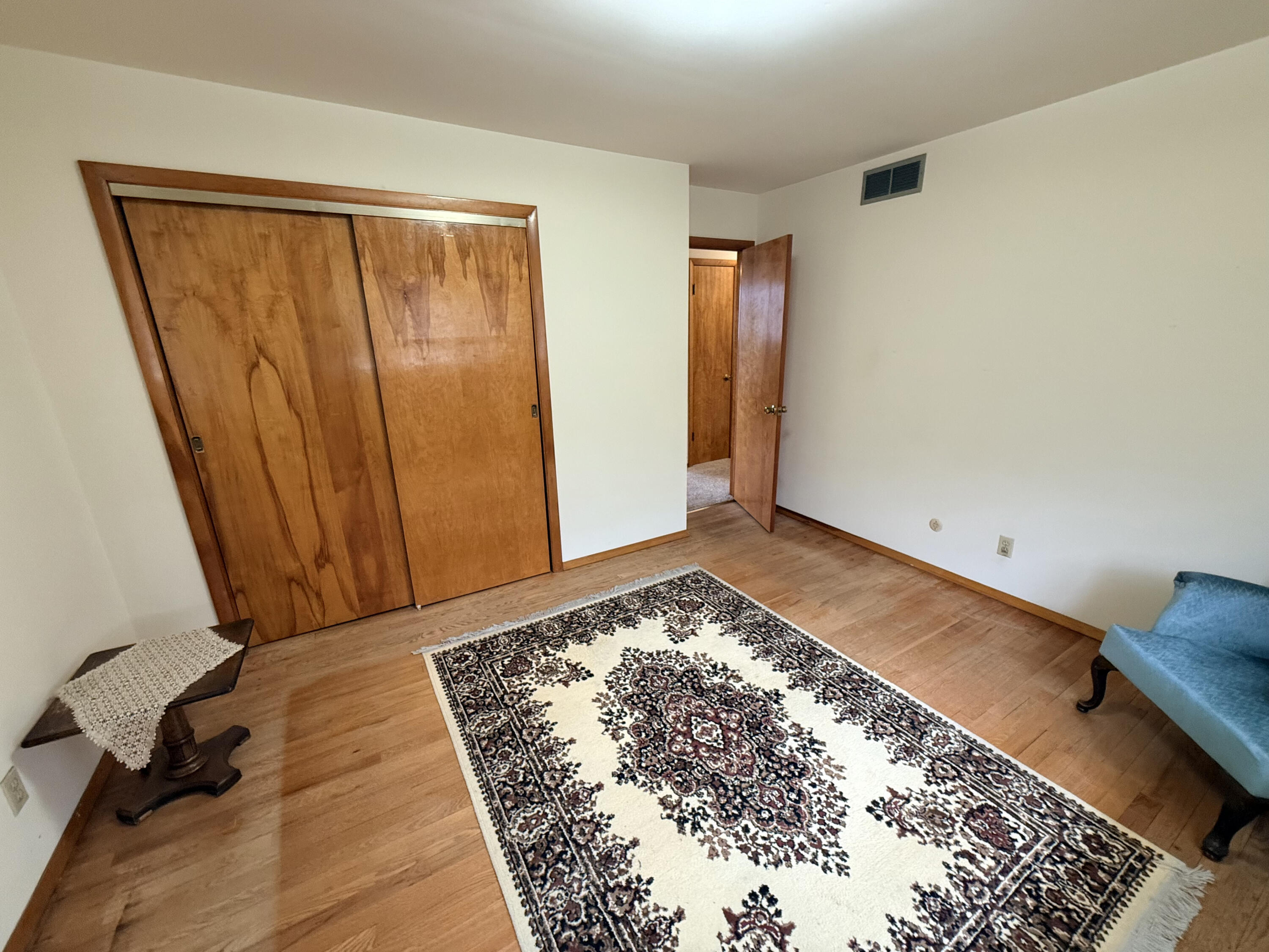 1810 W 95th Court
