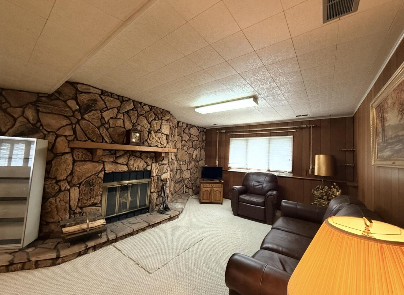 1810 W 95th Court