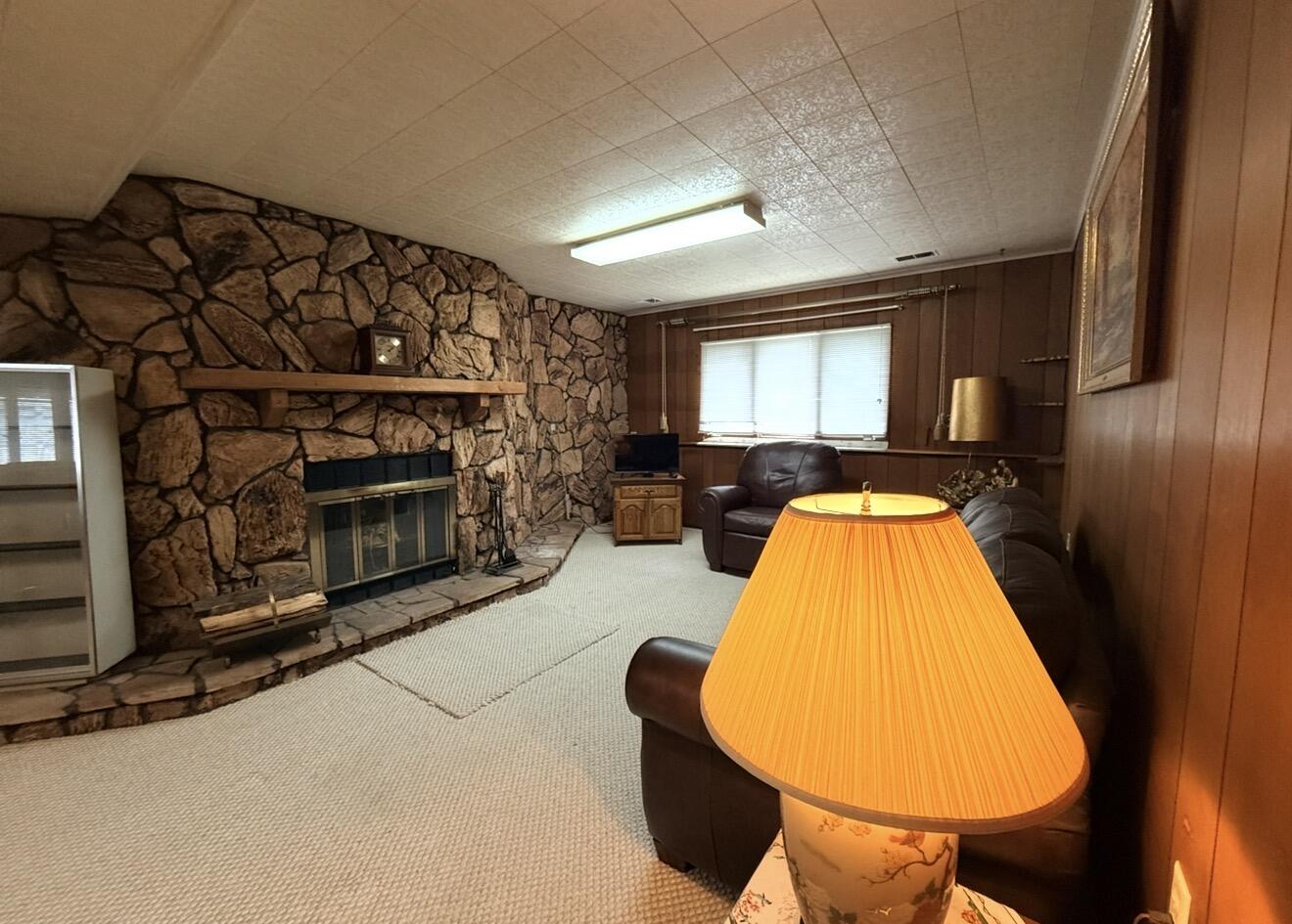 1810 W 95th Court