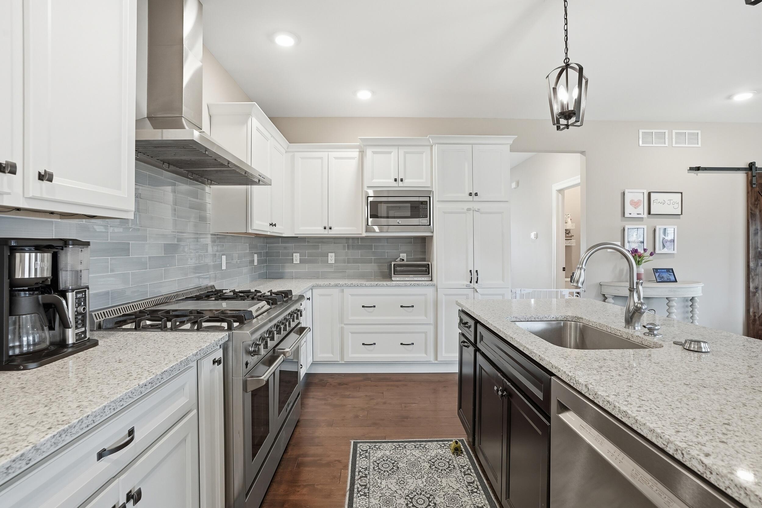 13306 Superior Lane