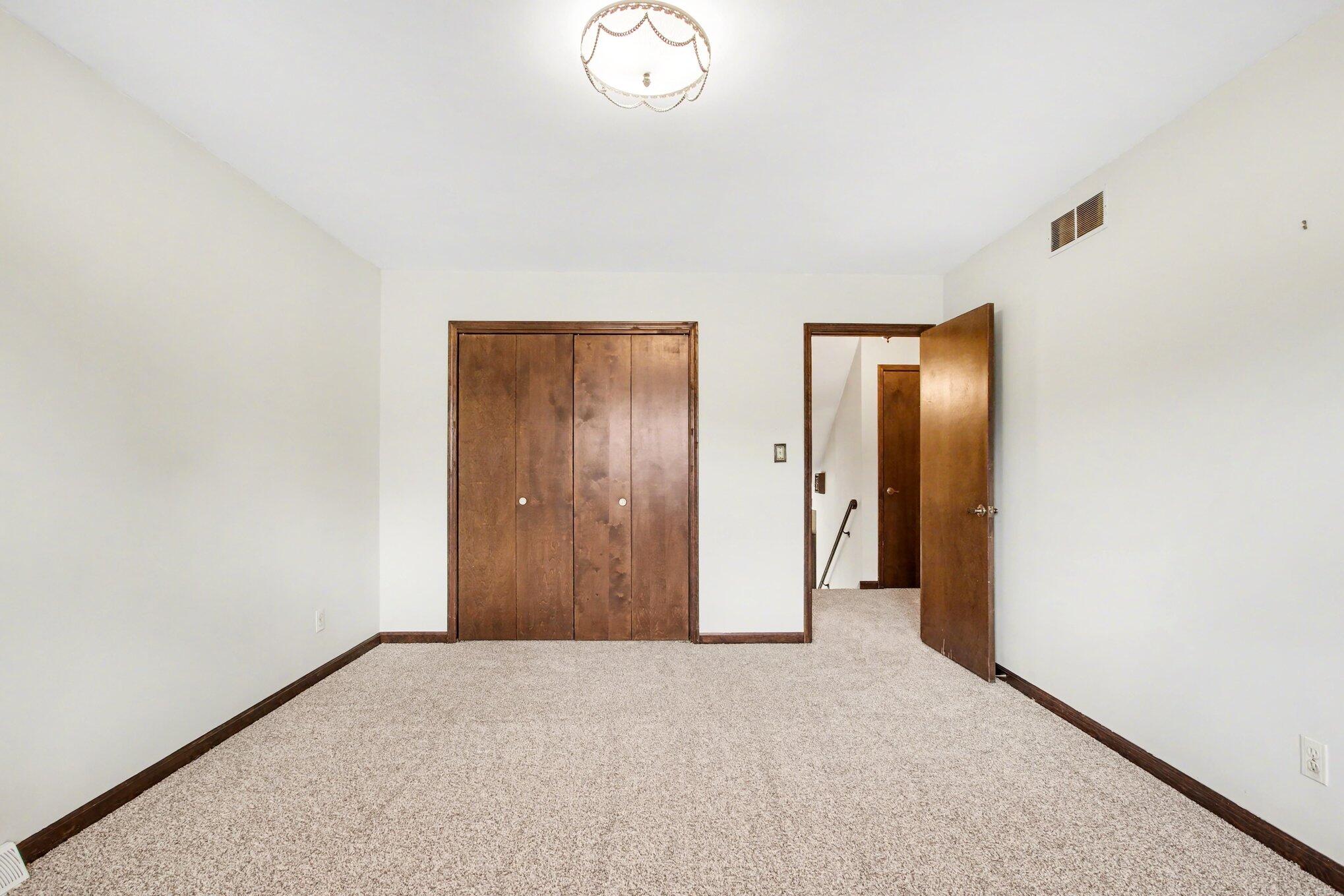 1379 Leeward Road