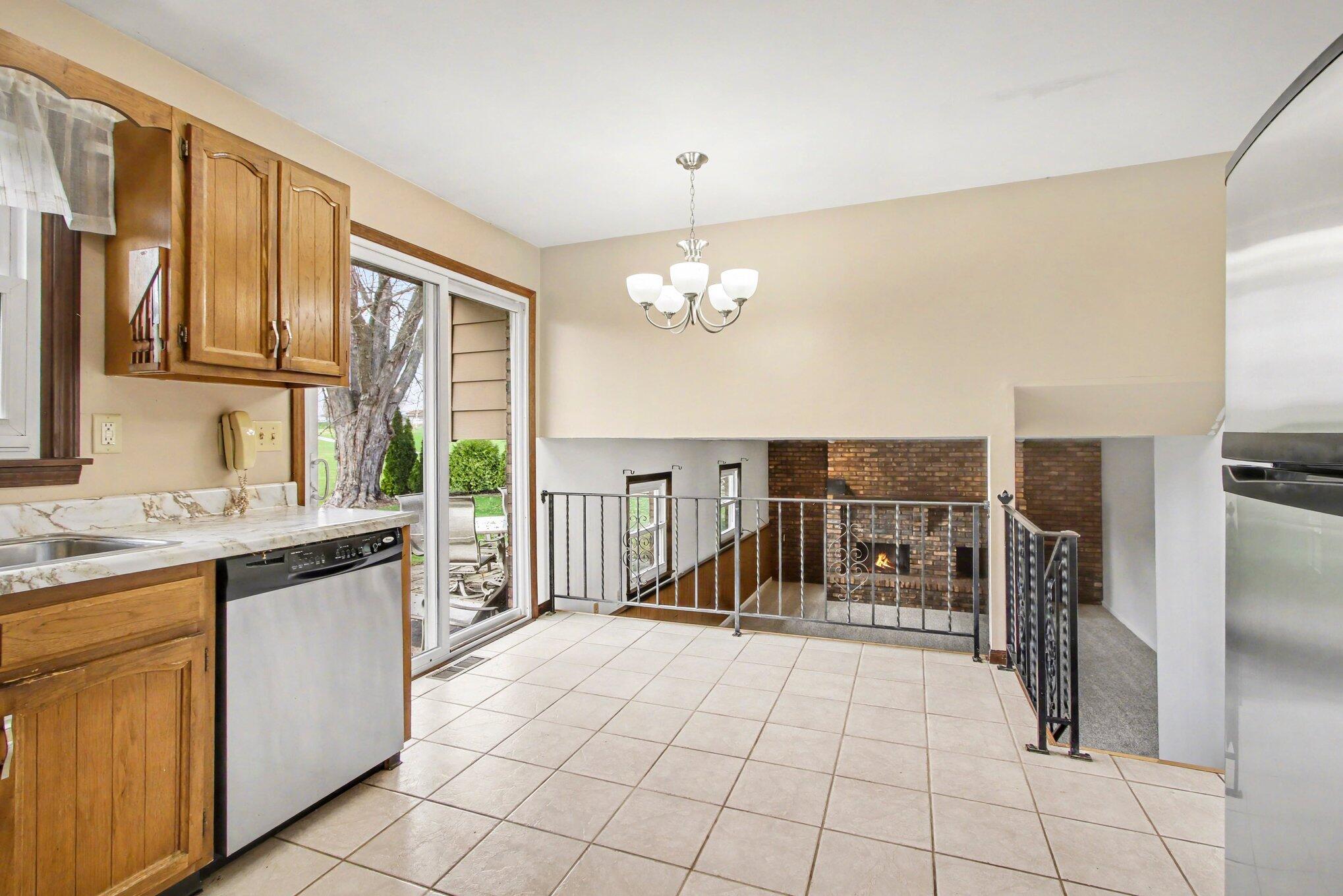 1379 Leeward Road