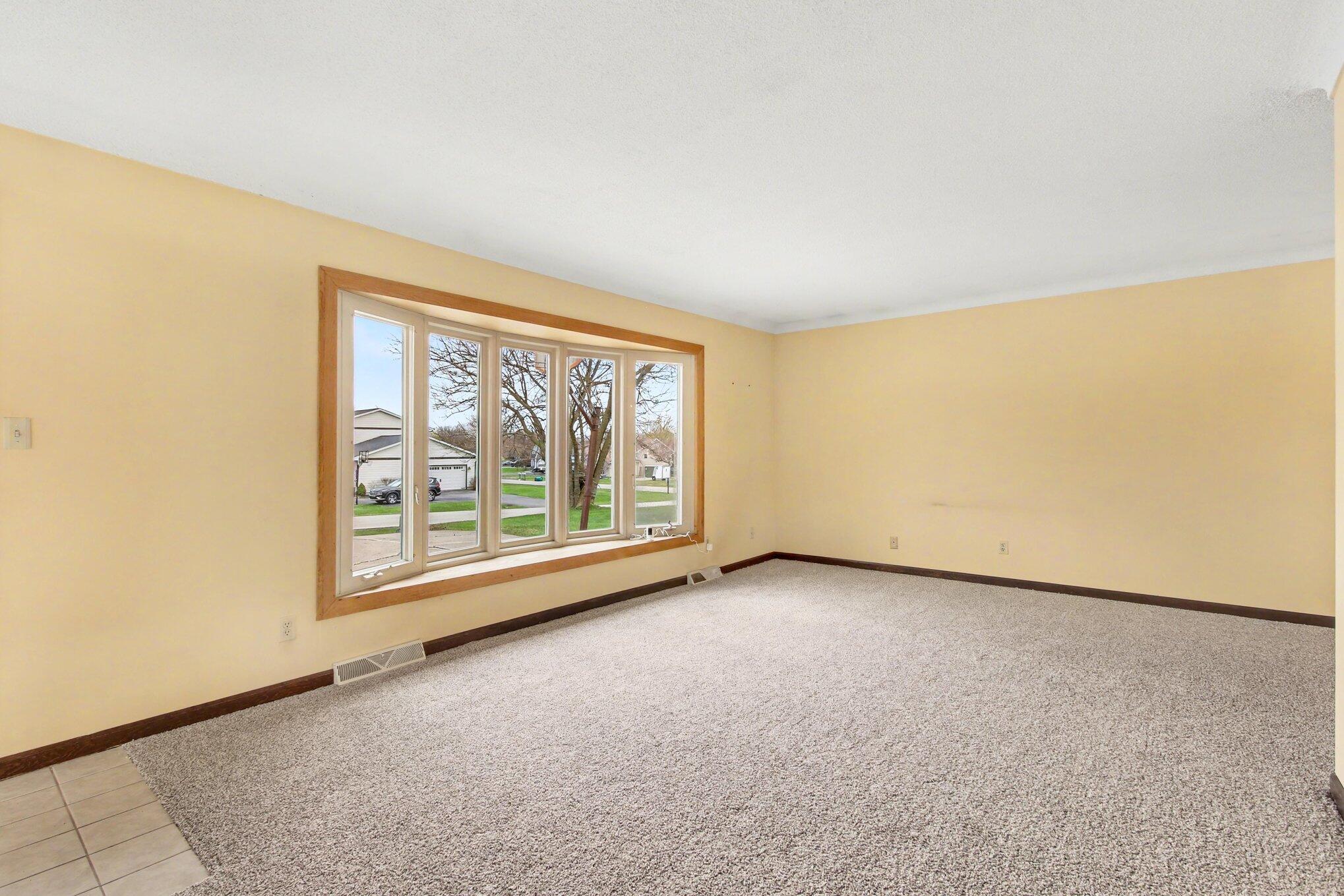 1379 Leeward Road
