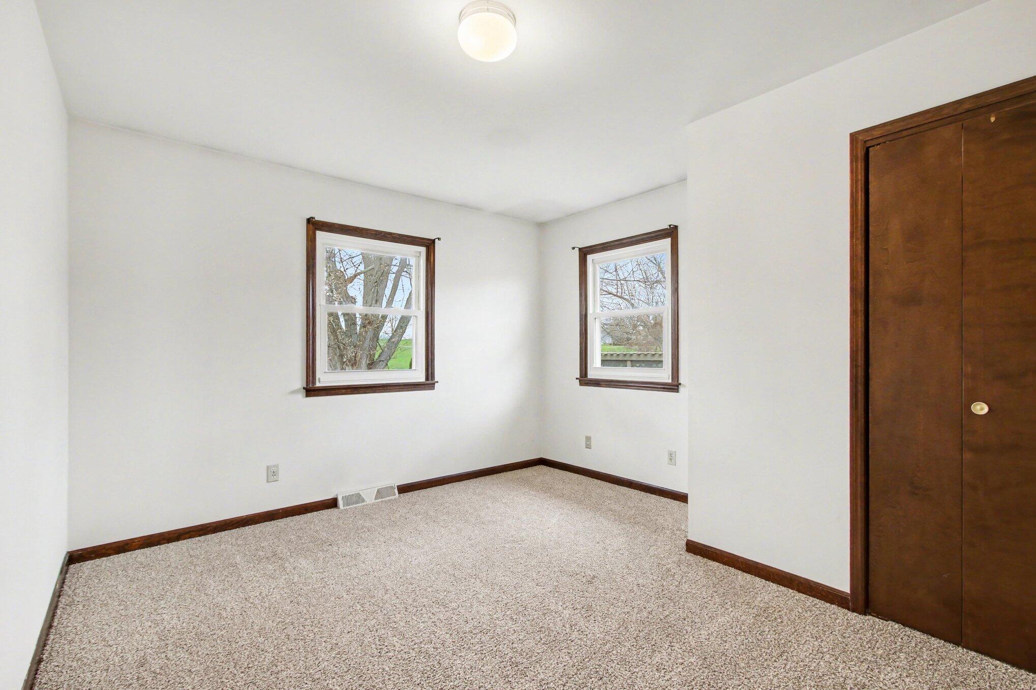 1379 Leeward Road