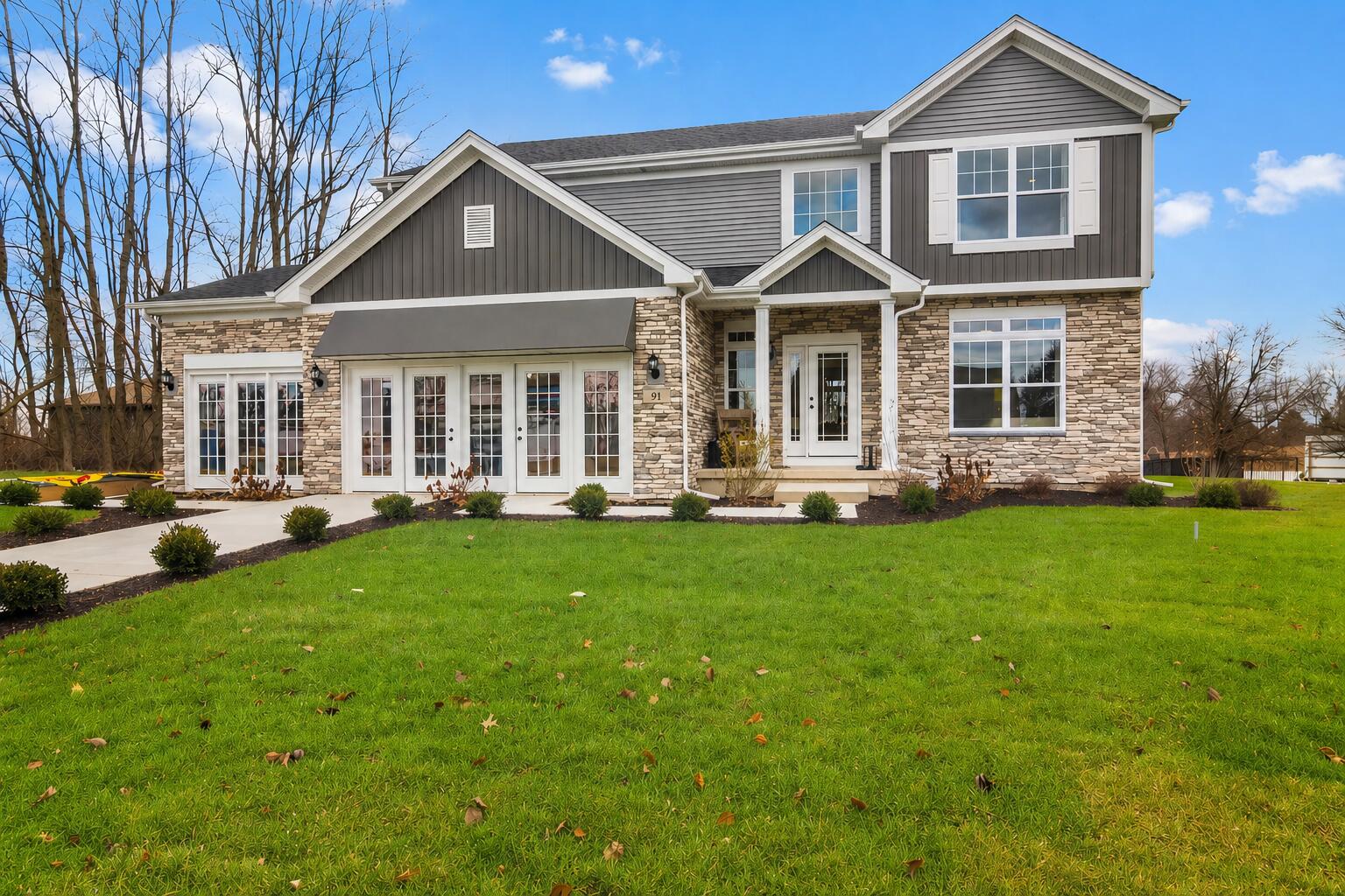 91 Bergamo Lane E