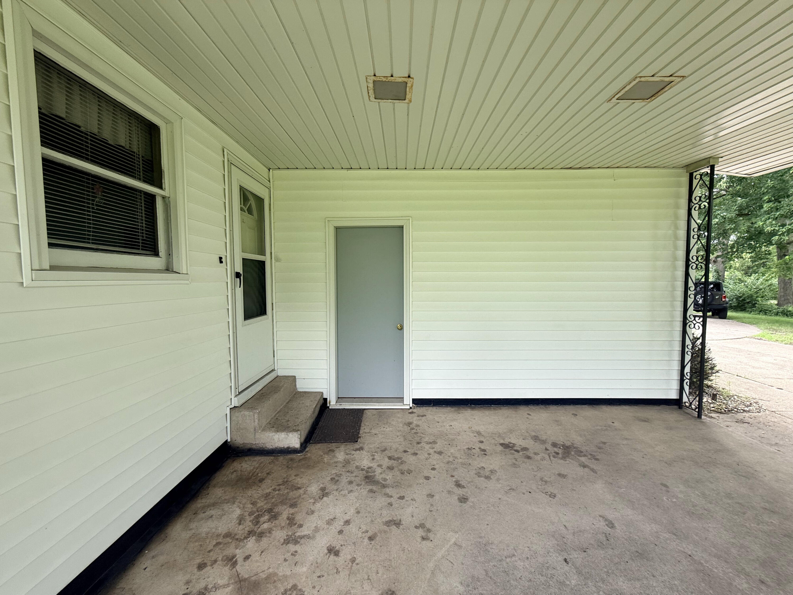 1850 W 53rd Avenue