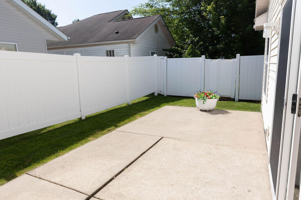 11141 Briarcliff Court