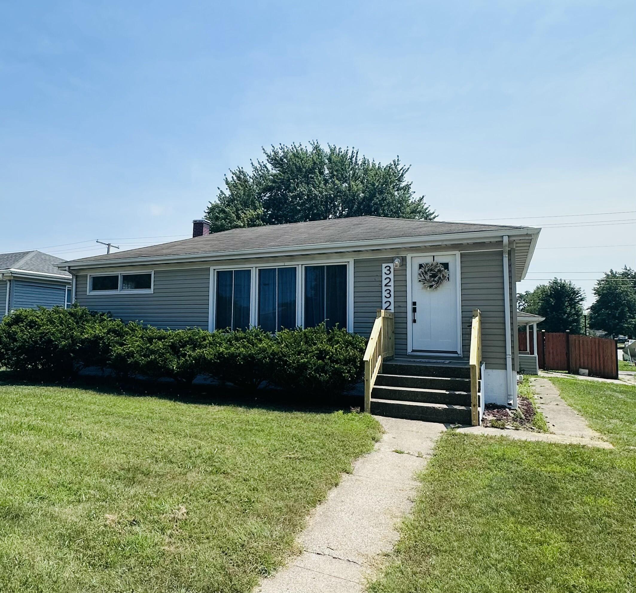 3232 E 165th Street