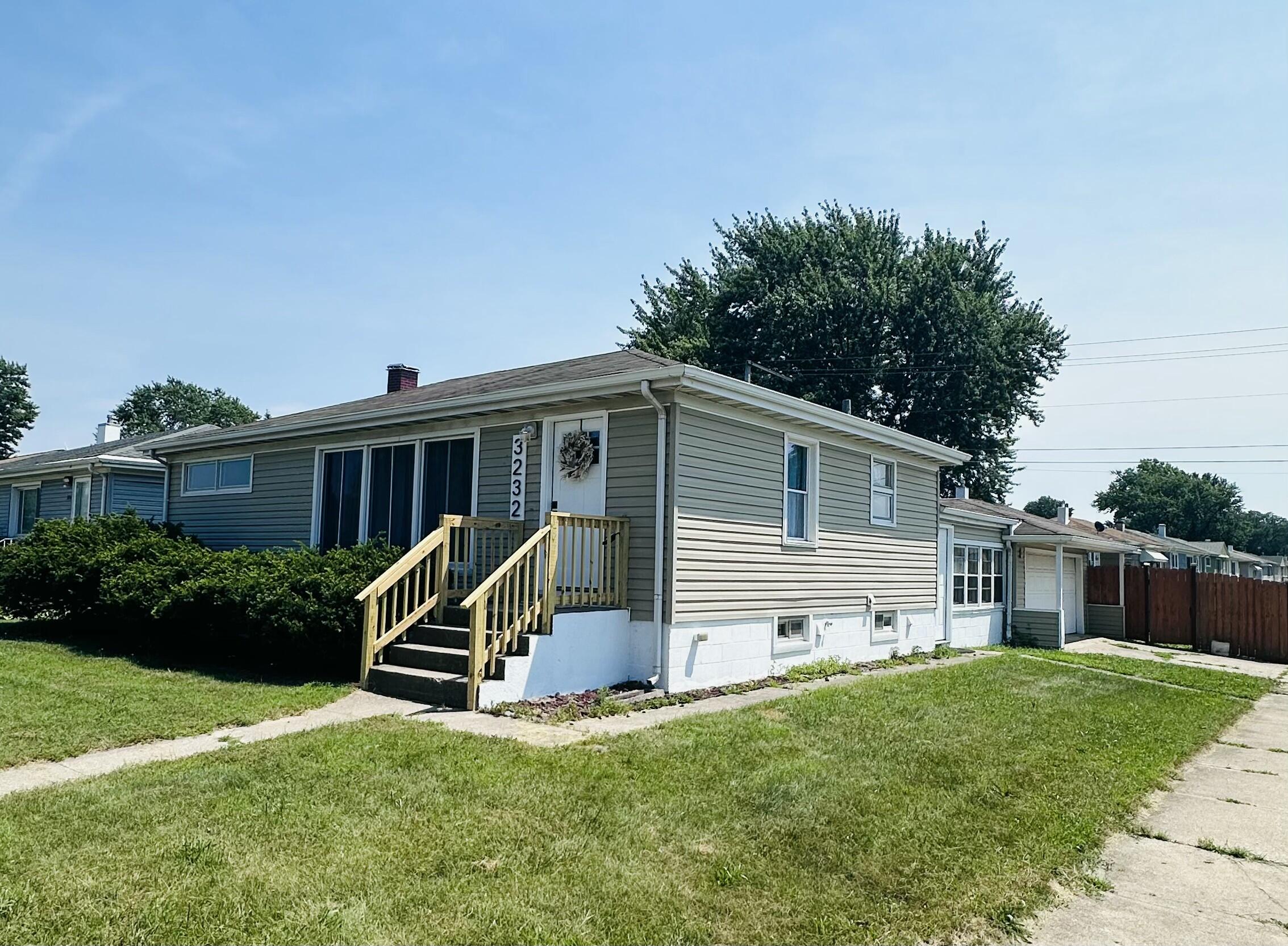 3232 E 165th Street