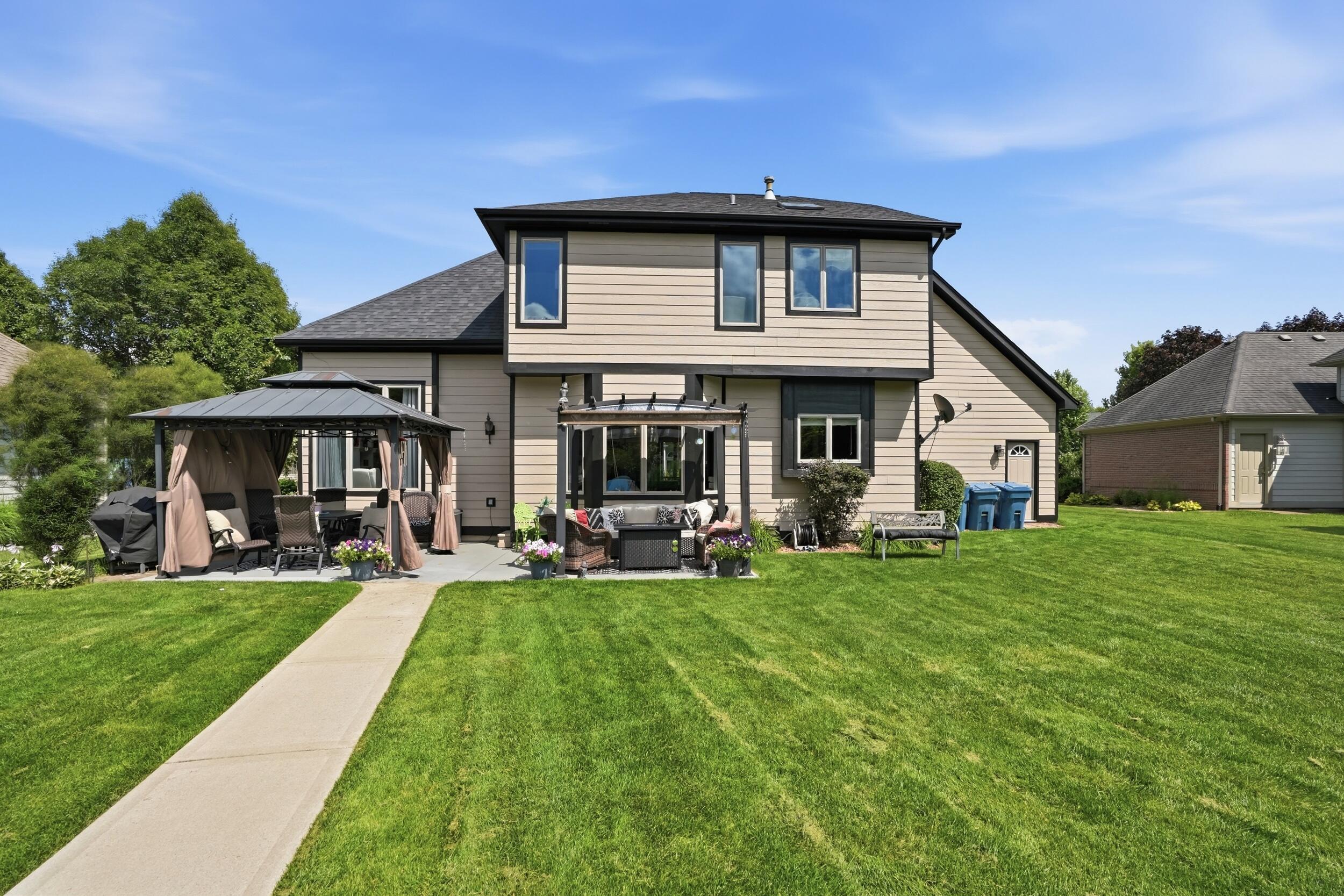 10626 Erie Drive