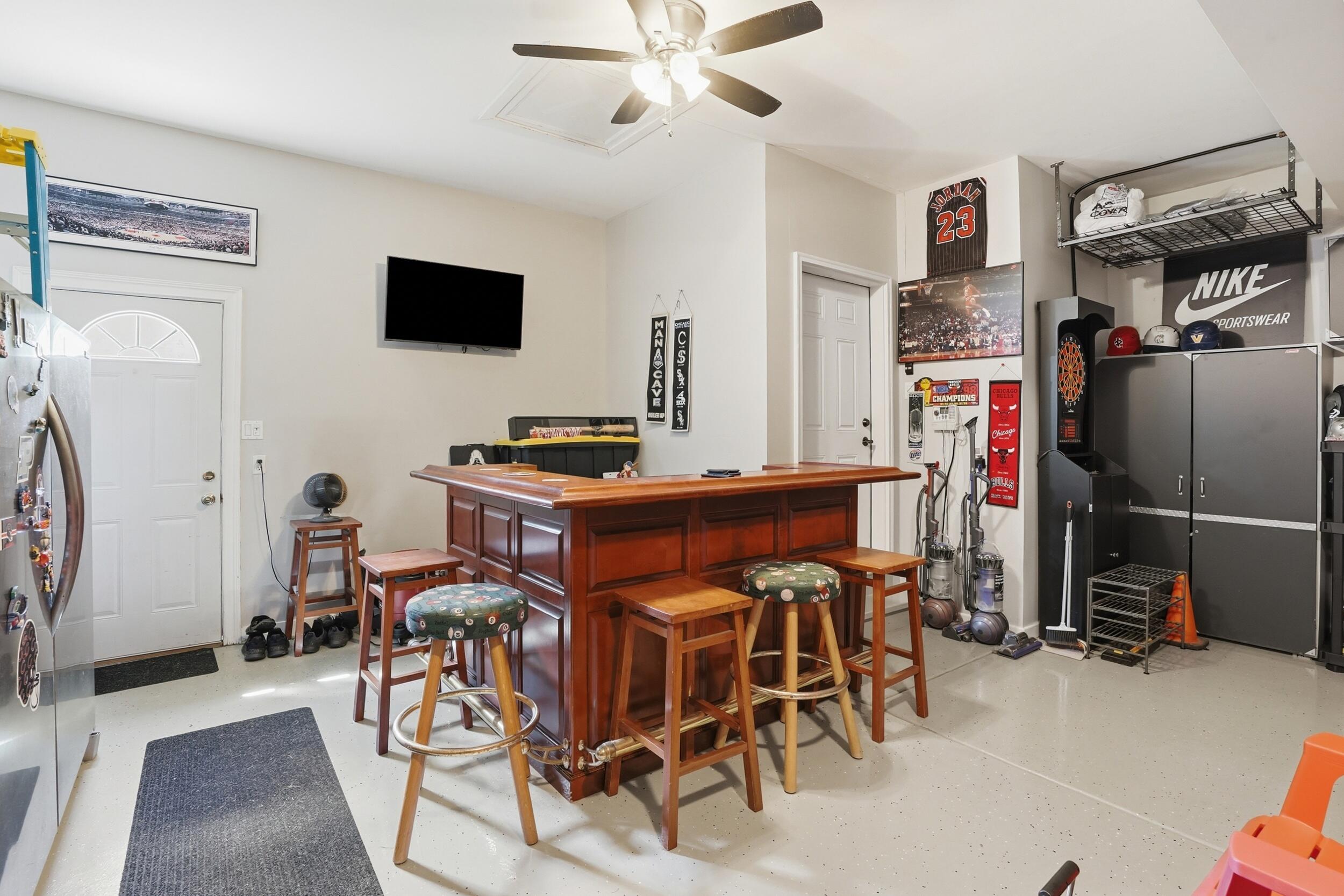 10626 Erie Drive
