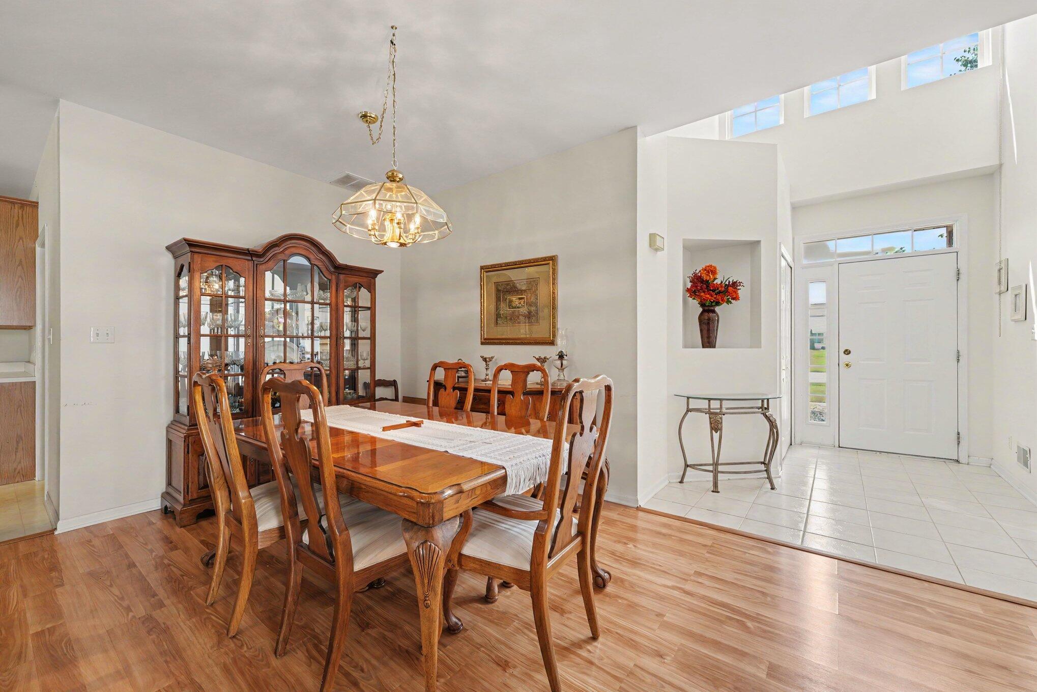 1525 Schaller Lane