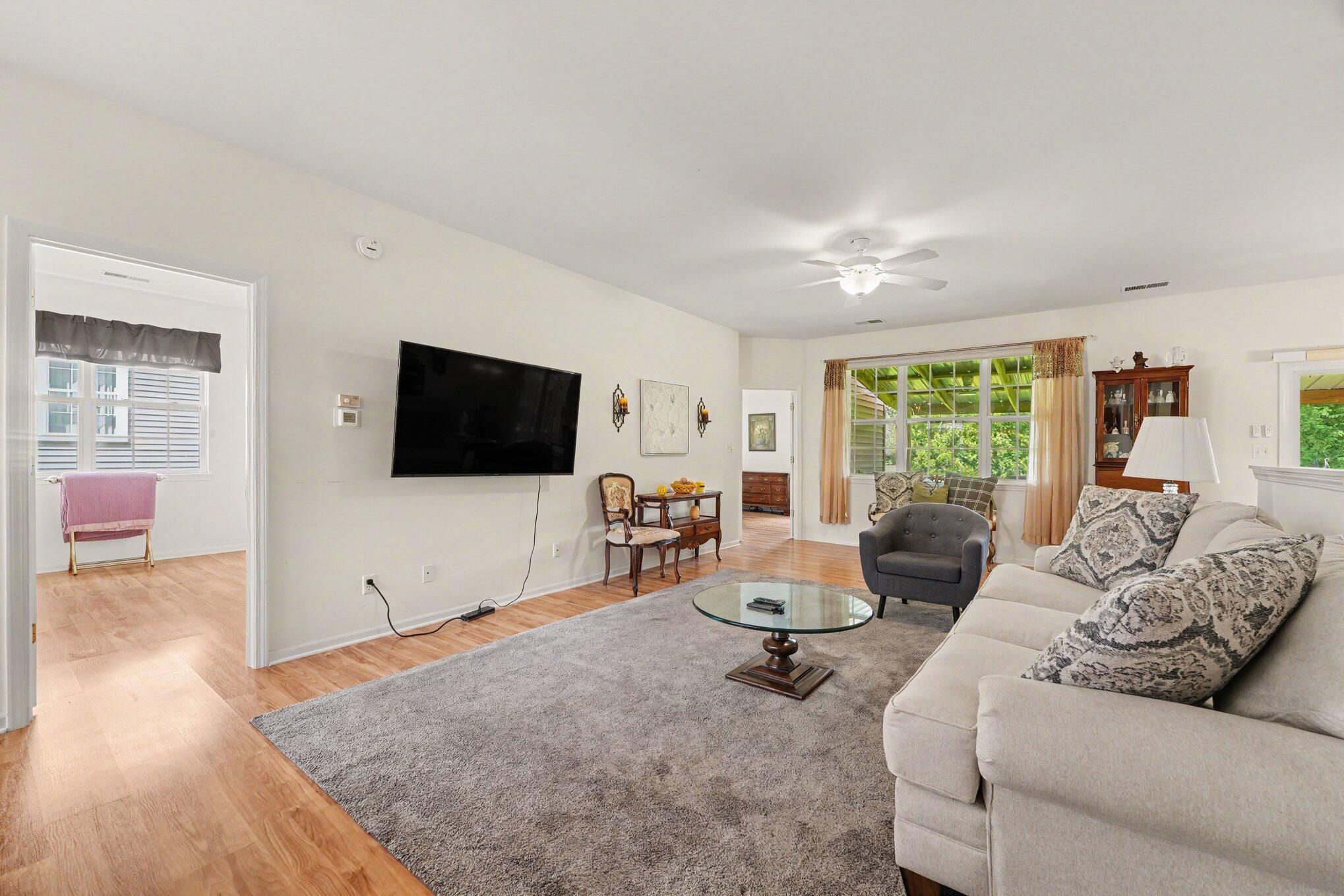 1525 Schaller Lane