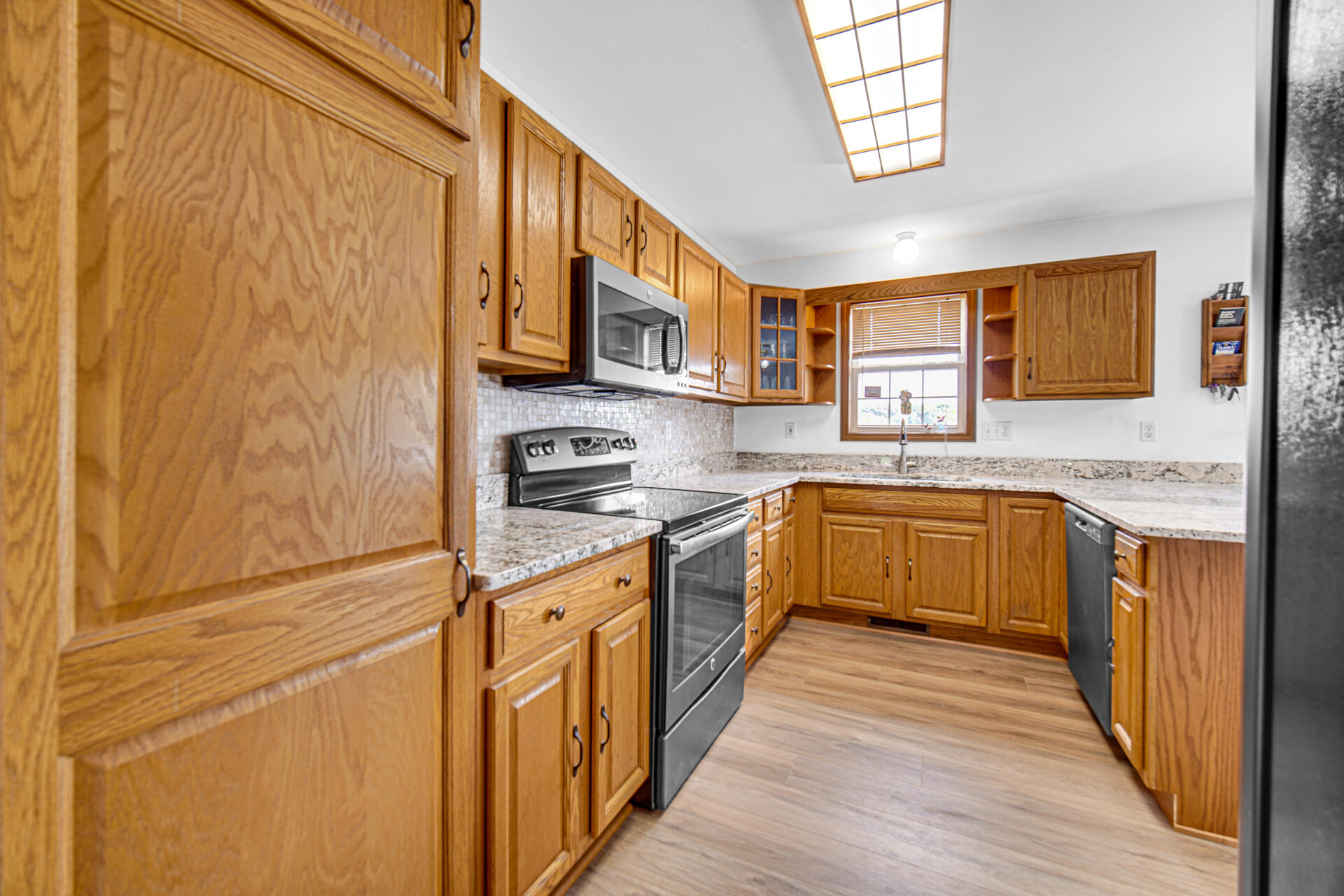 8735 E 124th Place