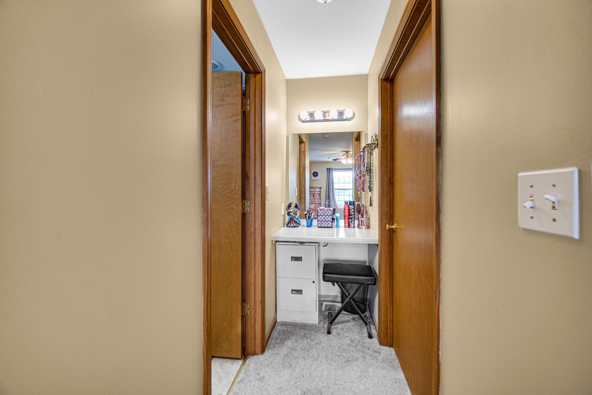 8735 E 124th Place