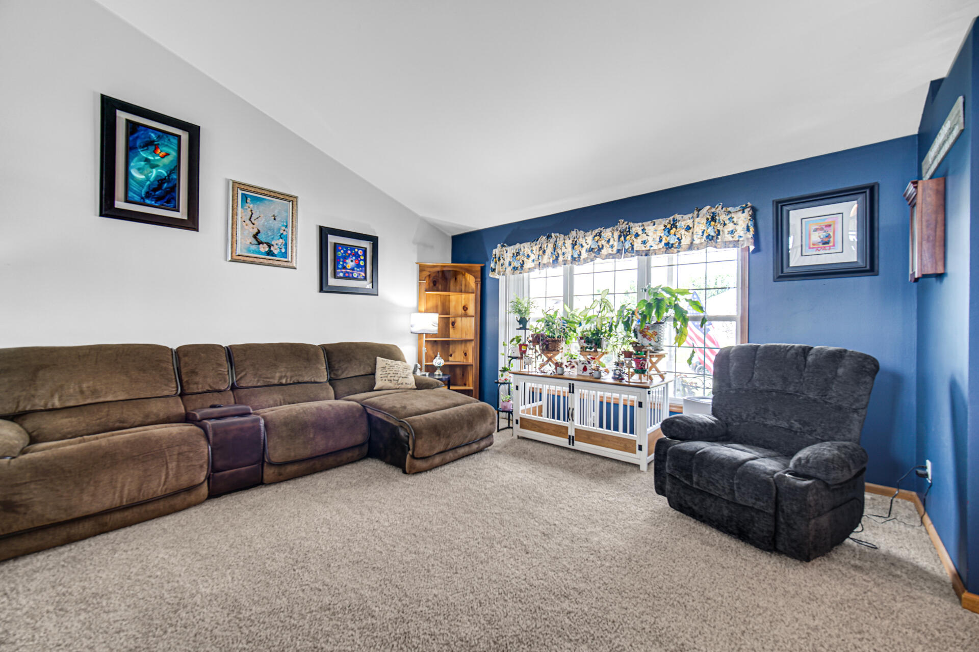 8735 E 124th Place