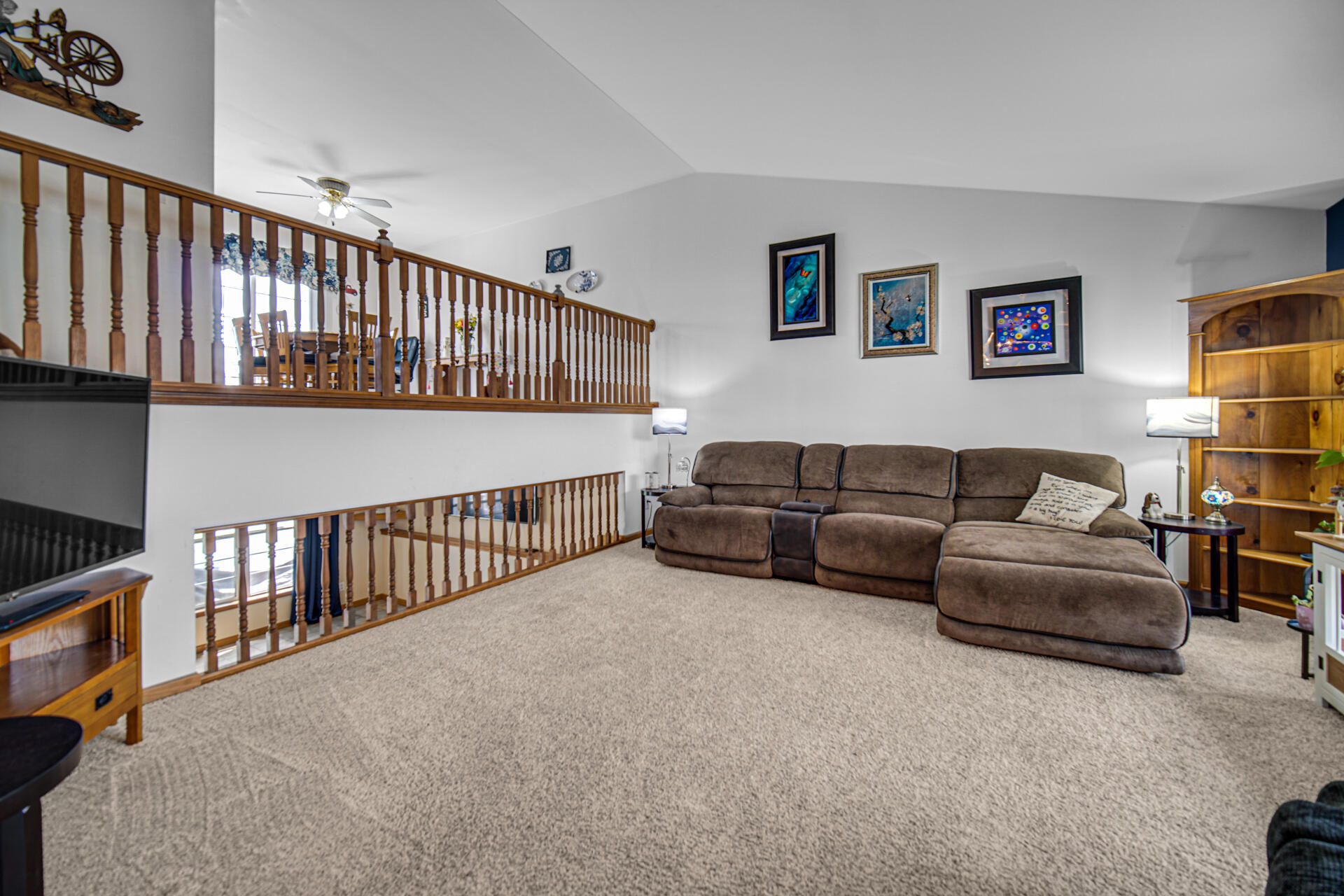 8735 E 124th Place