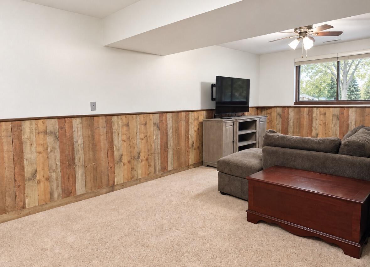 3617 Kingsway Drive