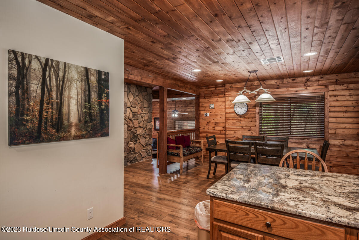 110 Sun Mountain Loop