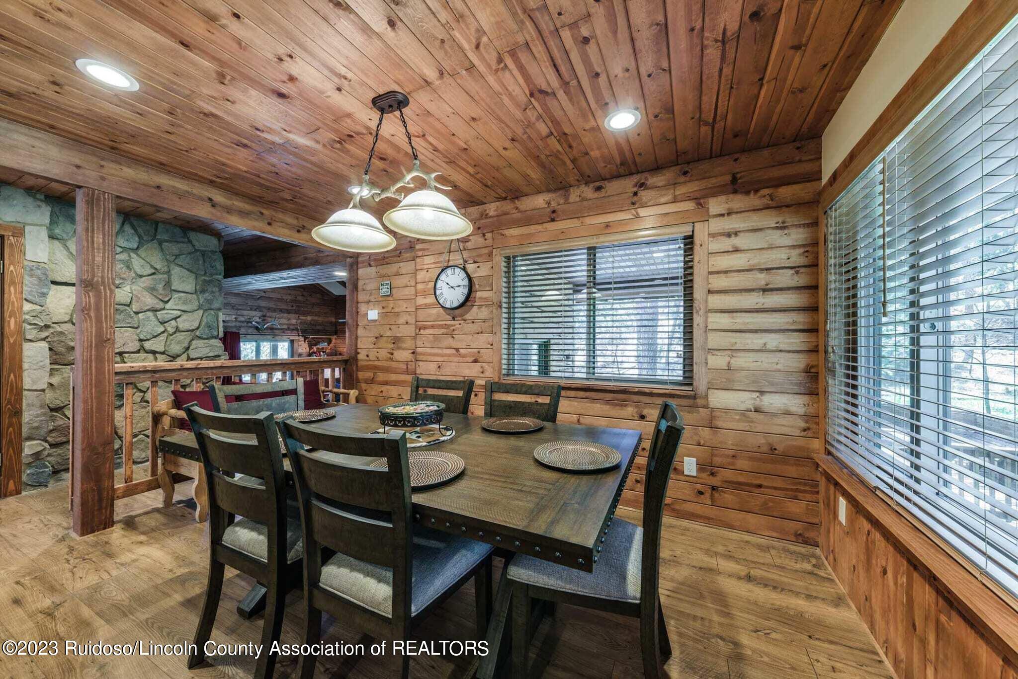 110 Sun Mountain Loop