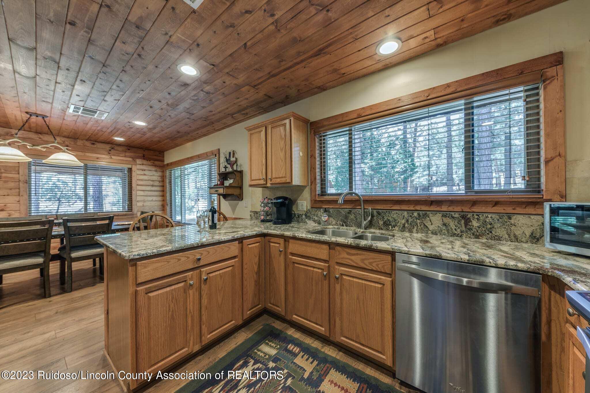 110 Sun Mountain Loop