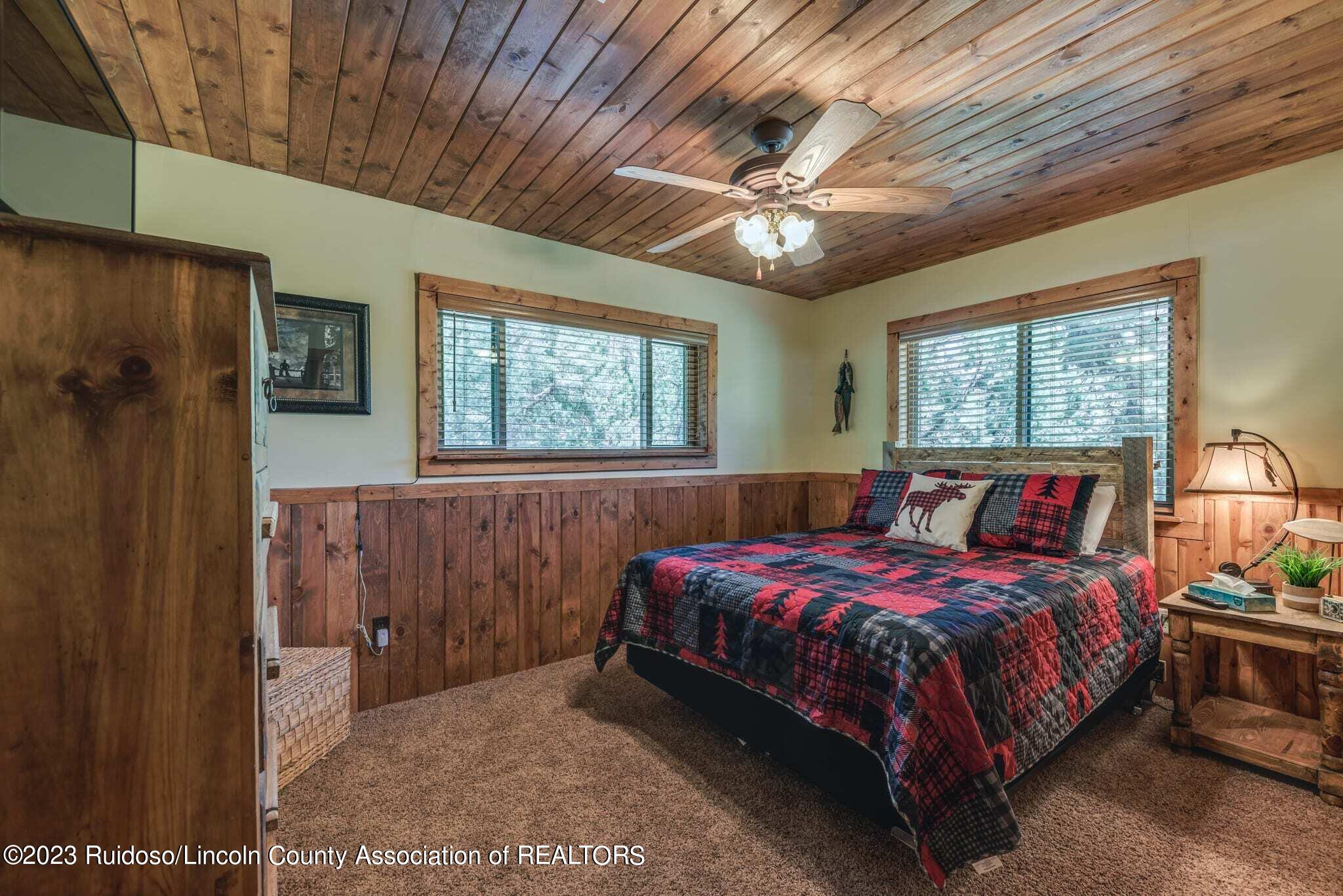 110 Sun Mountain Loop