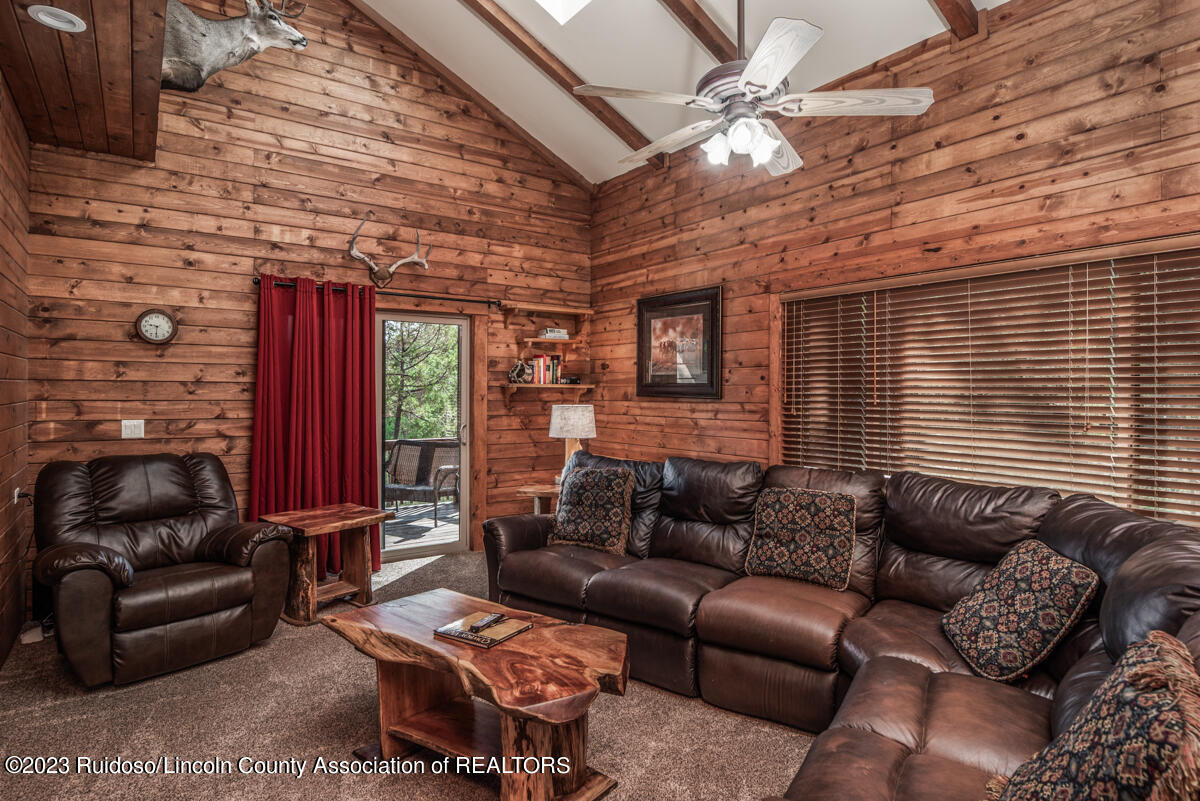 110 Sun Mountain Loop