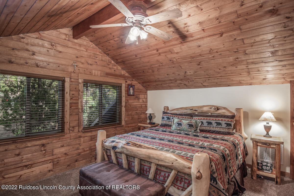 110 Sun Mountain Loop