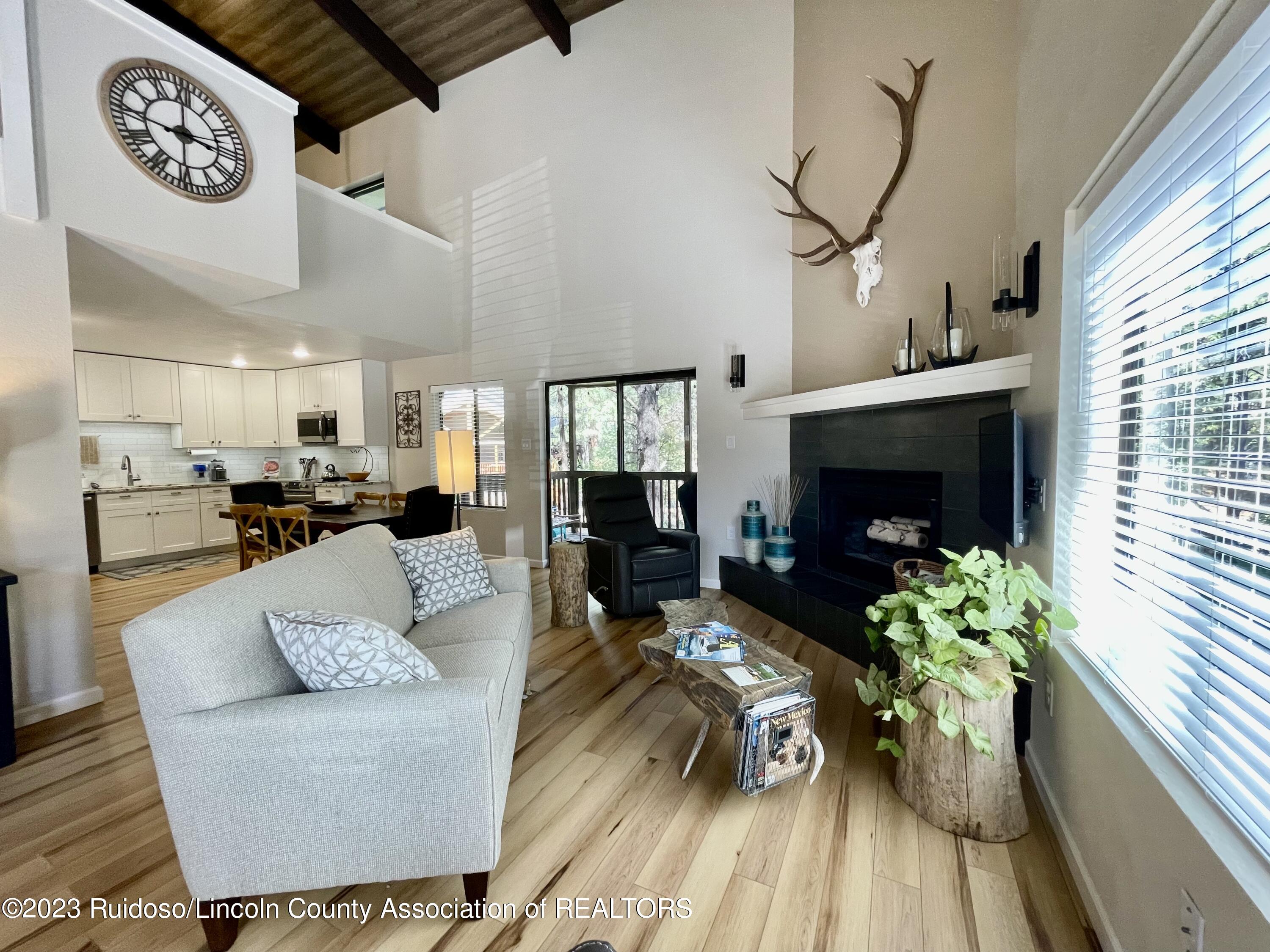 208 North Eagle