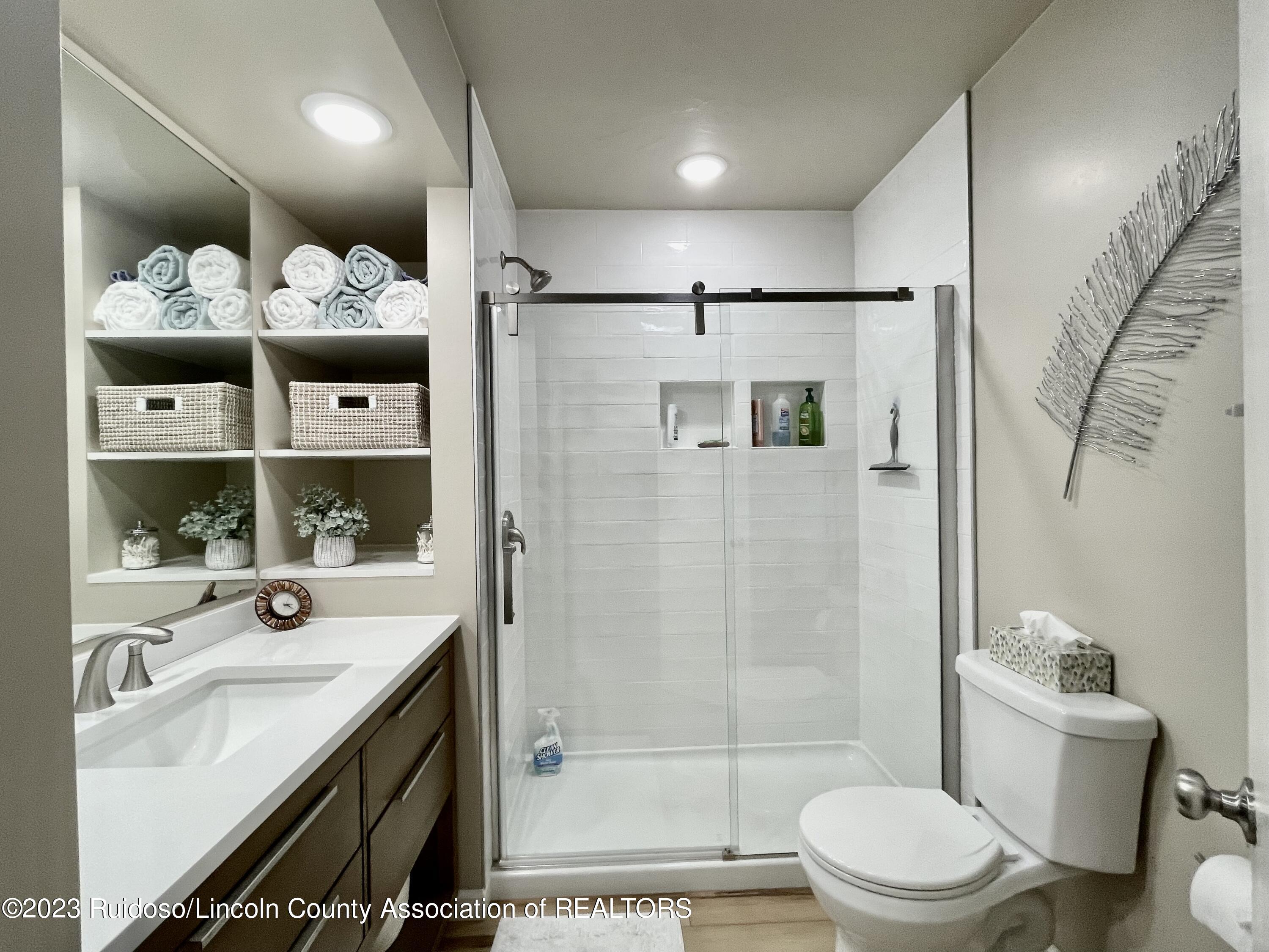 208 North Eagle