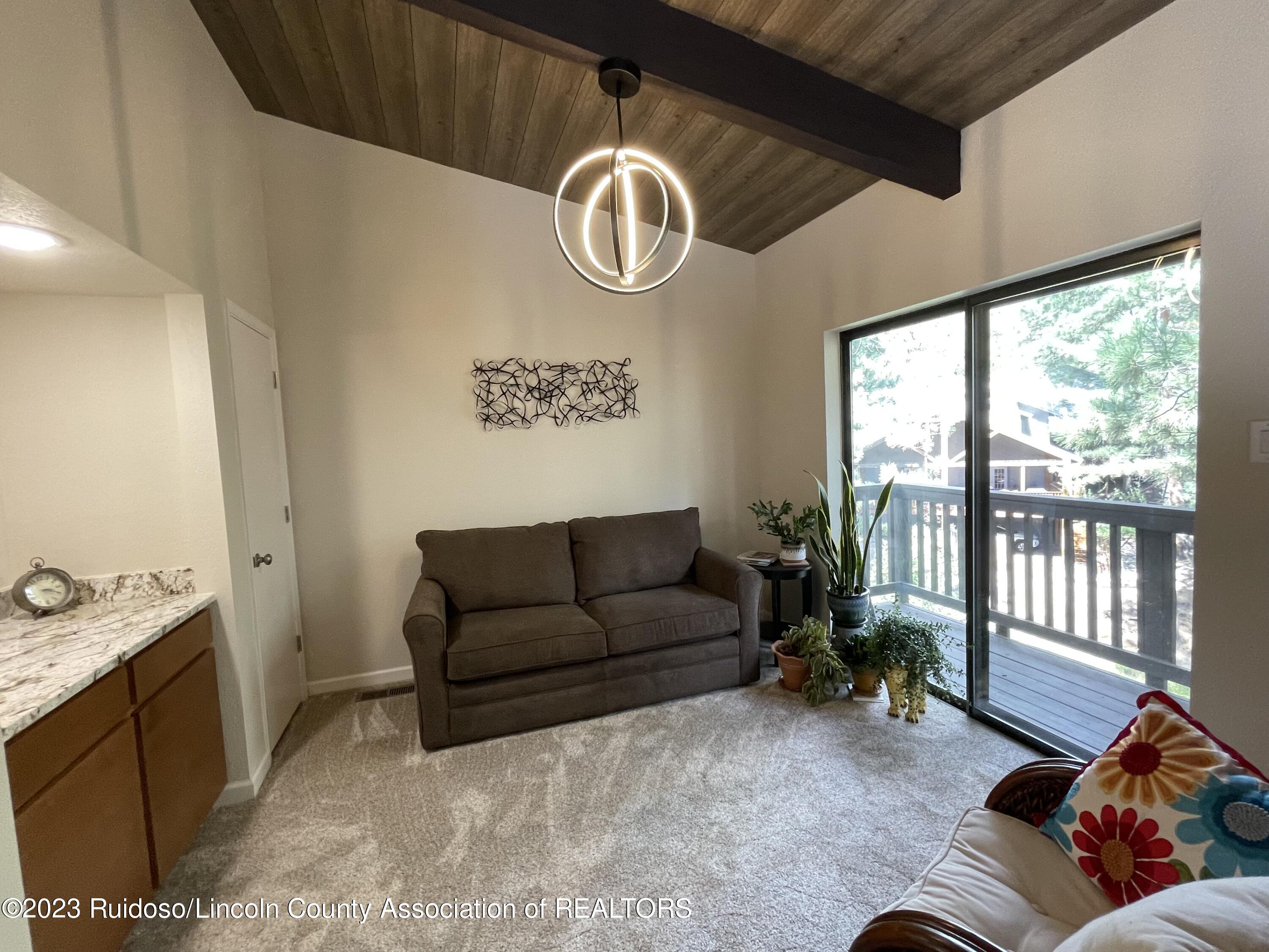 208 North Eagle