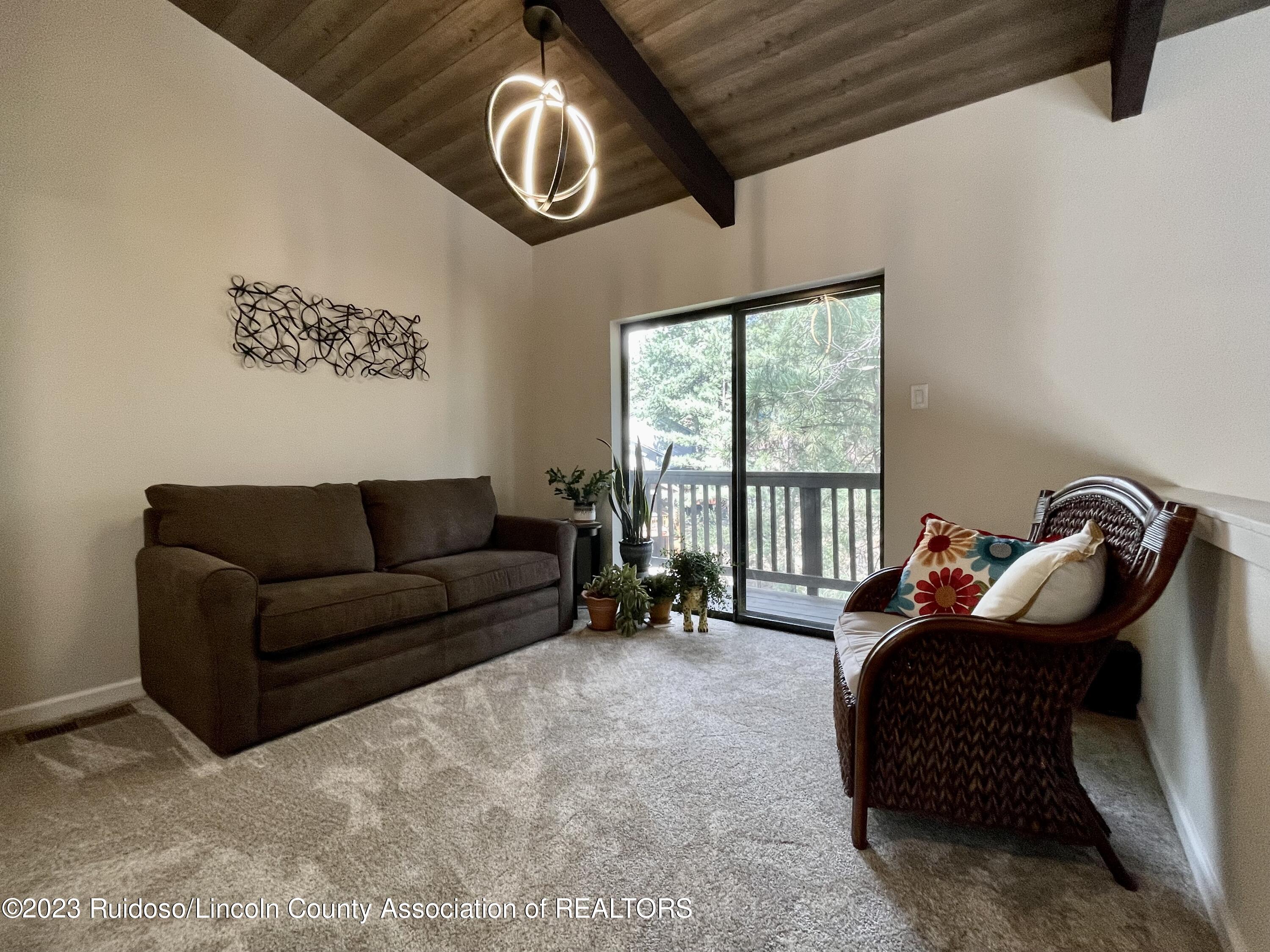208 North Eagle